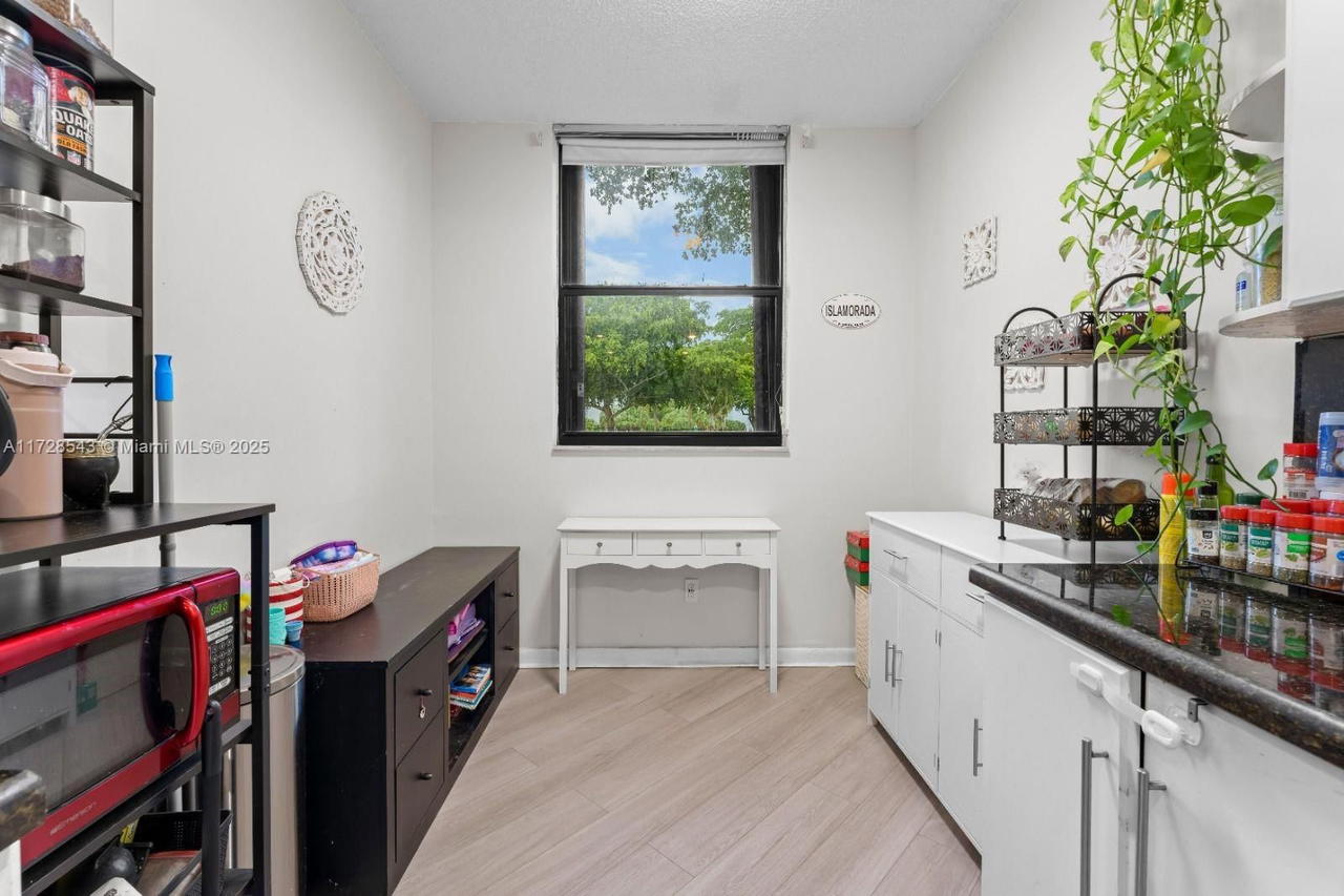 Real estate property located at 1470 123rd St A116, Miami-dade, Greenwich Ph I Condo, North Miami, FL