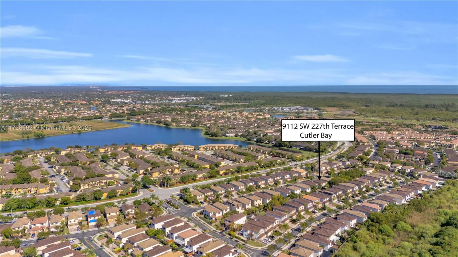 Real estate property located at 9112 227th Ter, Miami-dade, Lakes By The Bay Faye Rep, Cutler Bay, FL