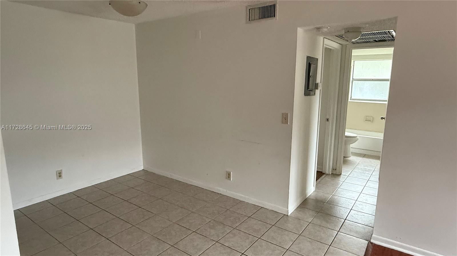 Real estate property located at 1032 Twin Lakes Dr #21-G, Broward, Lakewood Village, Coral Springs, FL