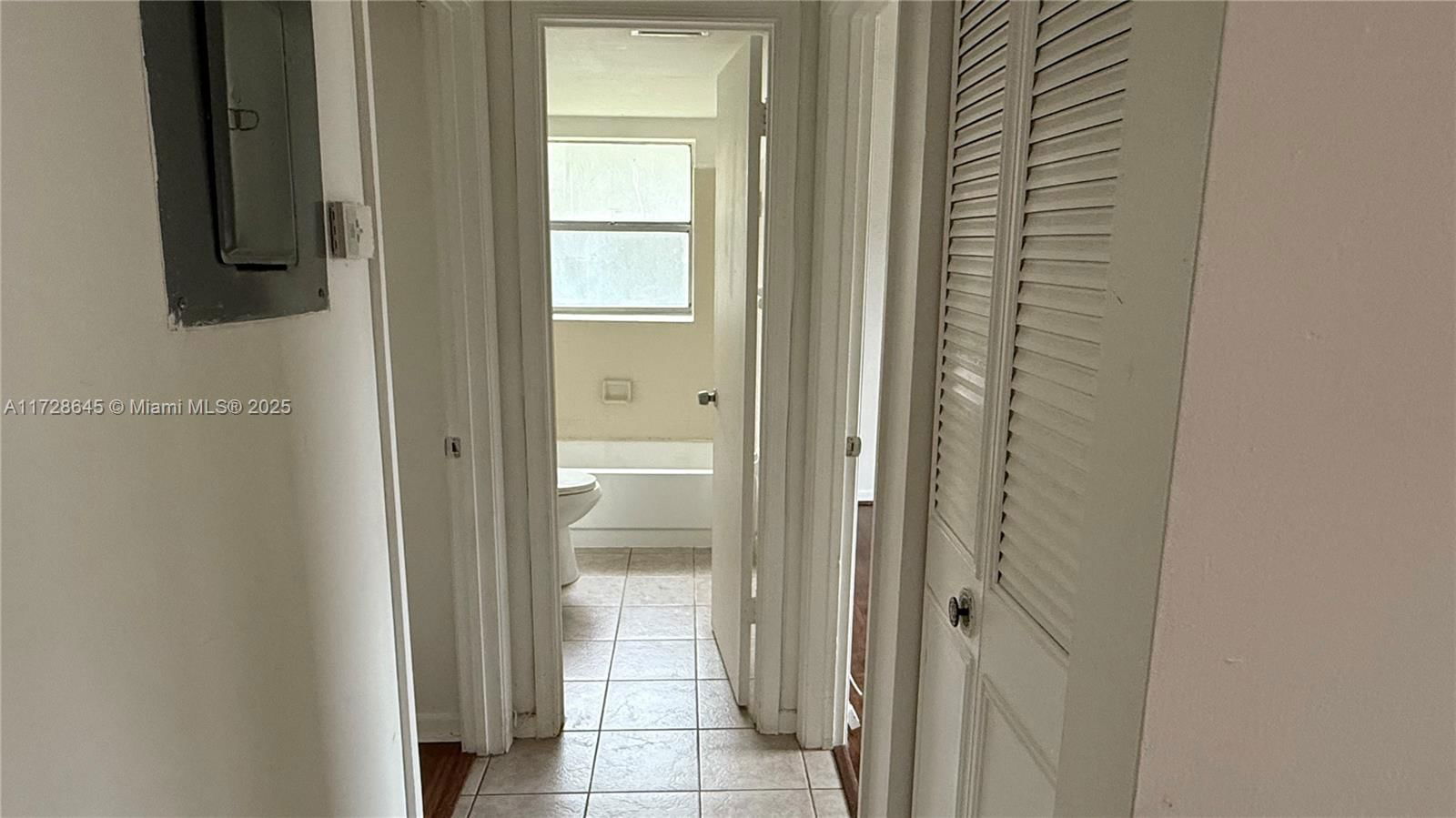 Real estate property located at 1032 Twin Lakes Dr #21-G, Broward, Lakewood Village, Coral Springs, FL