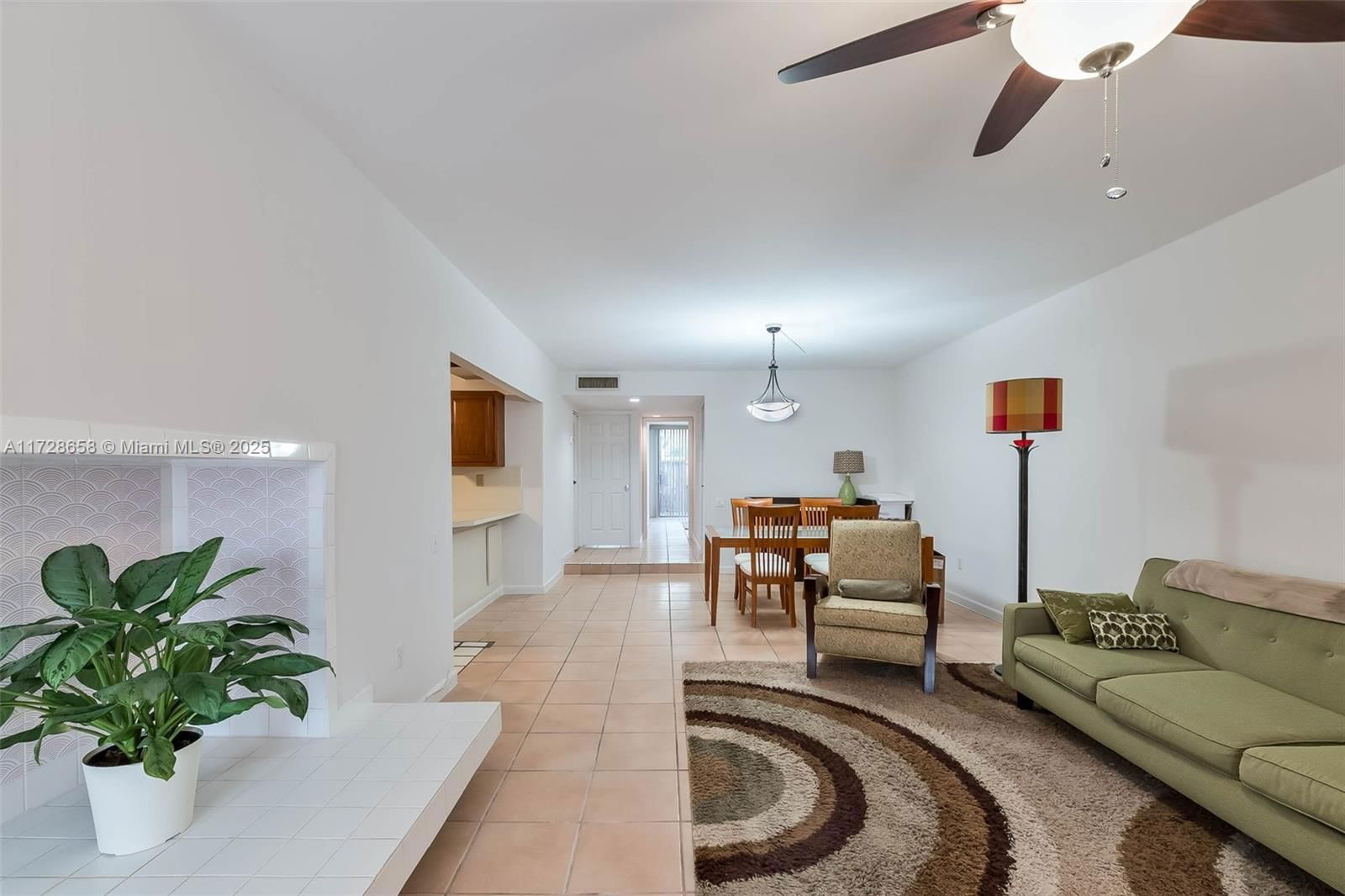 Real estate property located at 6854 114th Pl E60, Miami-dade, Snapper Village Phase Ii, Miami, FL