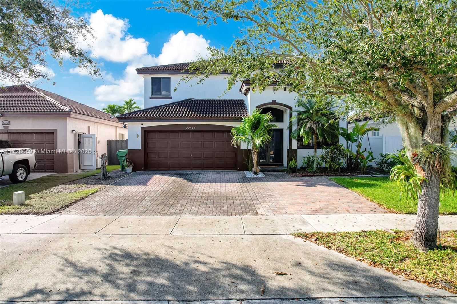 Real estate property located at 22542 103rd Ct, Miami-dade, Herfa Sub, Cutler Bay, FL