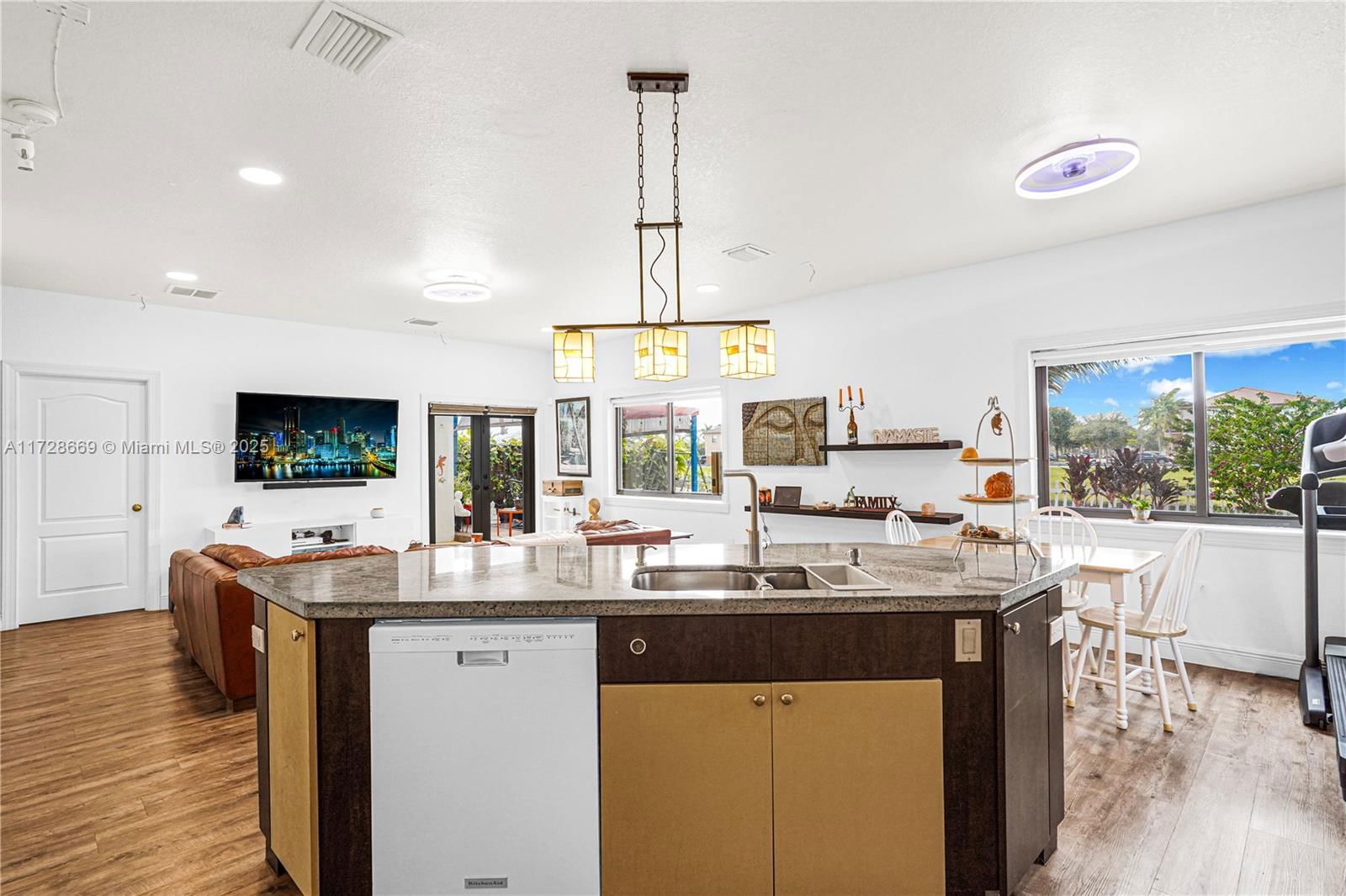 Real estate property located at 22542 103rd Ct, Miami-dade, Herfa Sub, Cutler Bay, FL