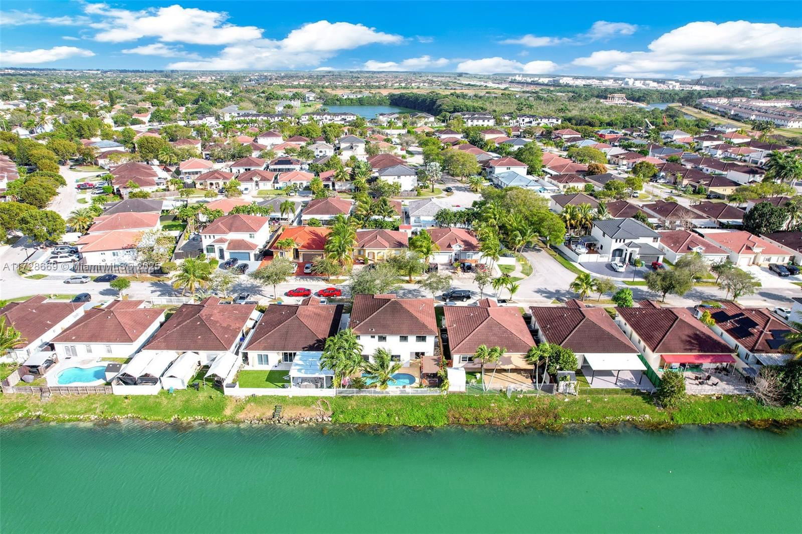Real estate property located at 22542 103rd Ct, Miami-dade, Herfa Sub, Cutler Bay, FL