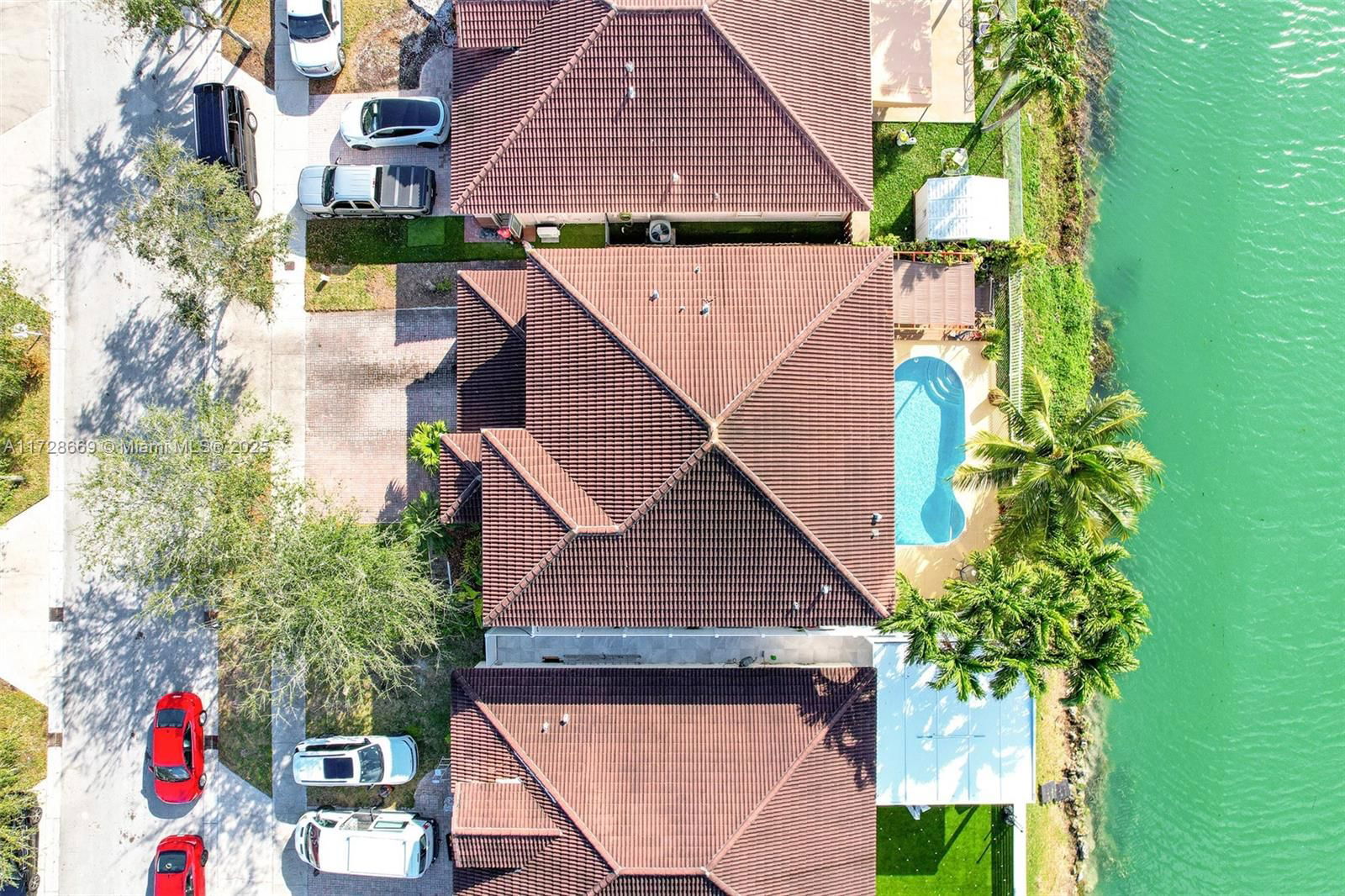 Real estate property located at 22542 103rd Ct, Miami-dade, Herfa Sub, Cutler Bay, FL