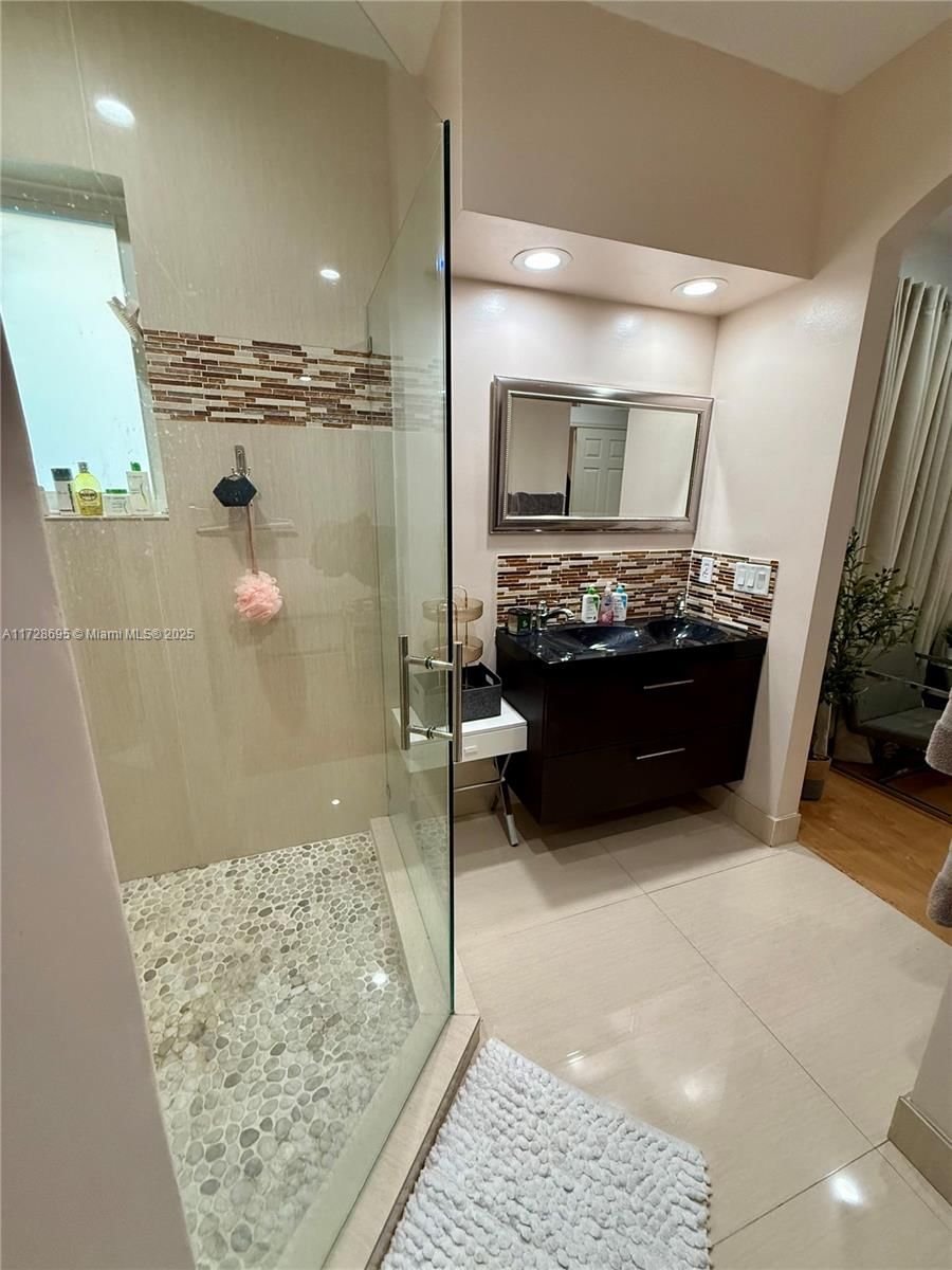Real estate property located at 1480 18th Ter, Miami-dade, Shores At Keys Gate, Homestead, FL