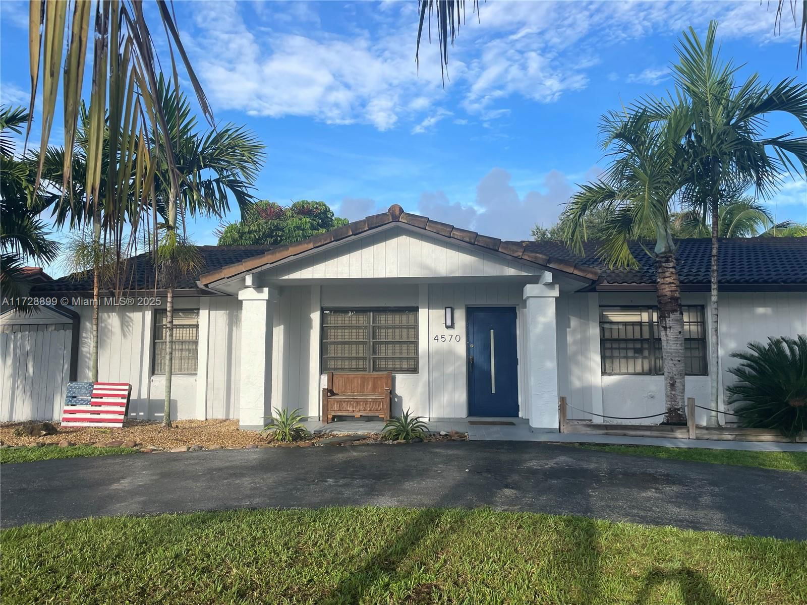 Real estate property located at 4570 133rd Ave, Miami-dade, San Sebastian Lake, Miami, FL