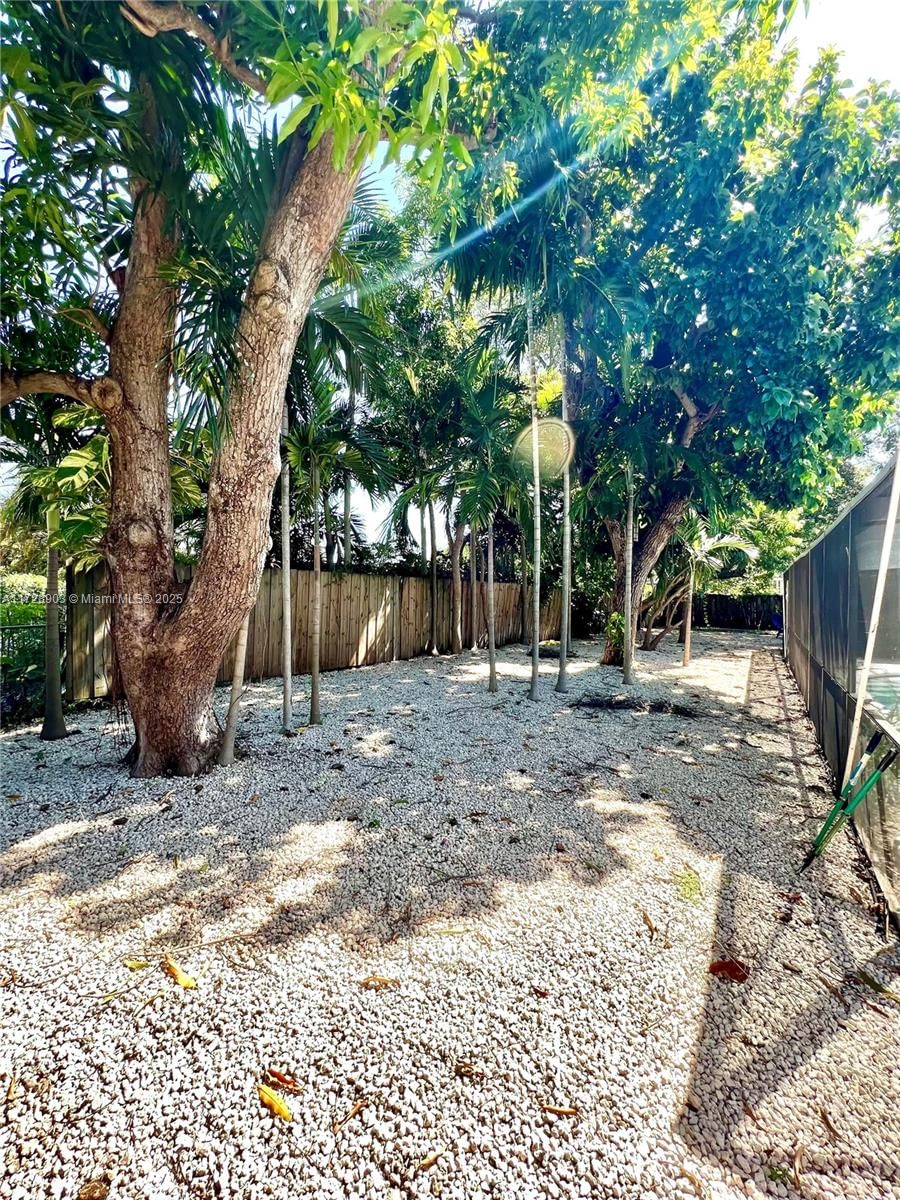 Real estate property located at 1931 186th Dr, Miami-dade, Sky Lake, North Miami Beach, FL
