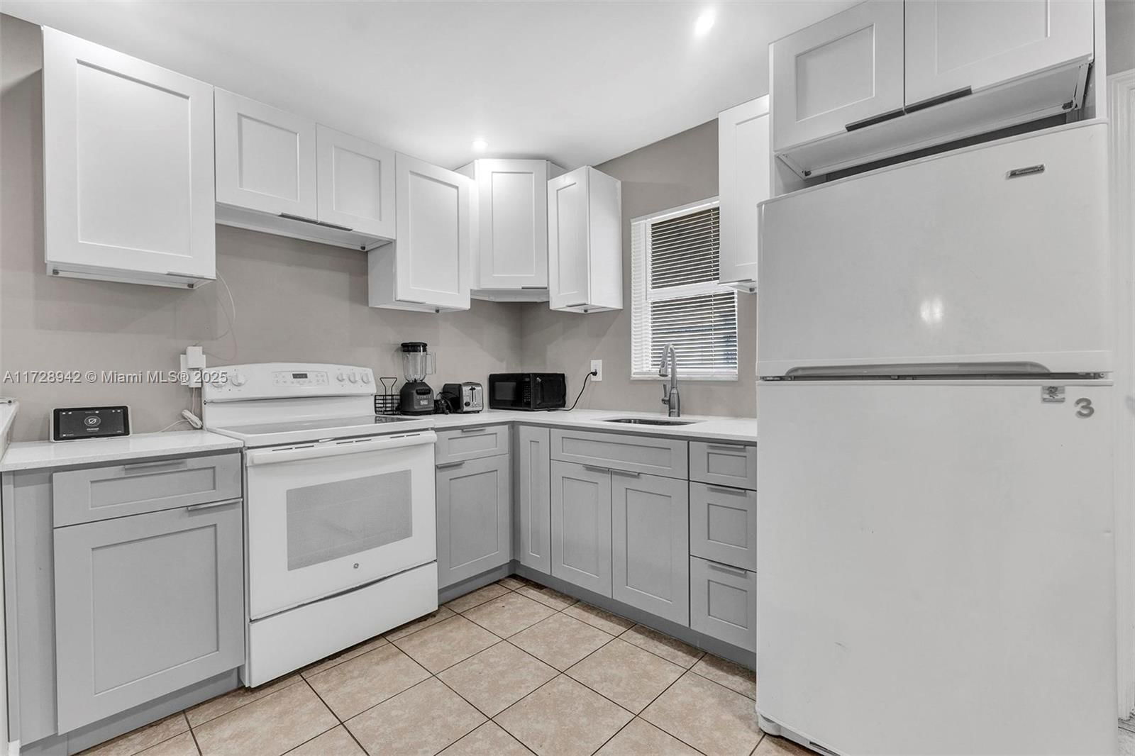 Real estate property located at 3133 13th St, Broward, Breezyway Manor Add, Fort Lauderdale, FL