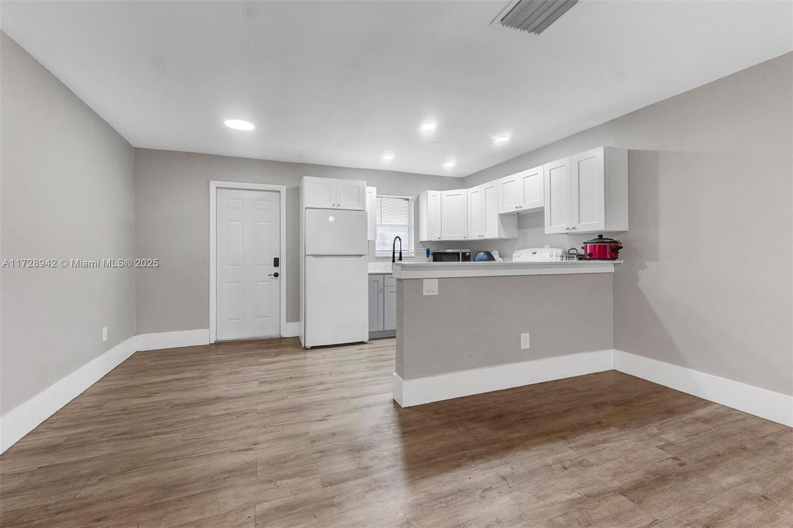Real estate property located at 3133 13th St, Broward, Breezyway Manor Add, Fort Lauderdale, FL