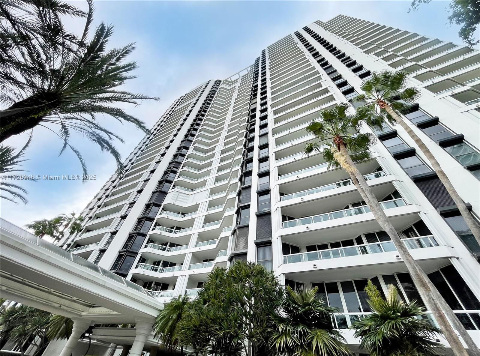 Real estate property located at 21205 Yacht Club Dr #805, Miami-Dade, NORTH TOWER AT THE POINTE, Aventura, FL