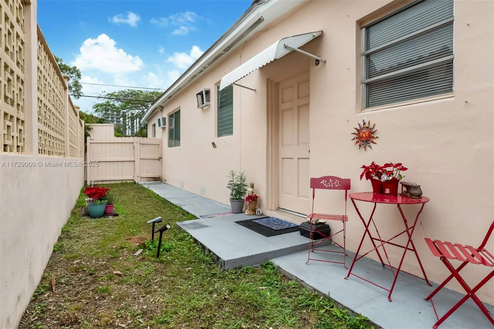 Real estate property located at 2911 27 Street, Miami-dade, South Bay Estates, Miami, FL