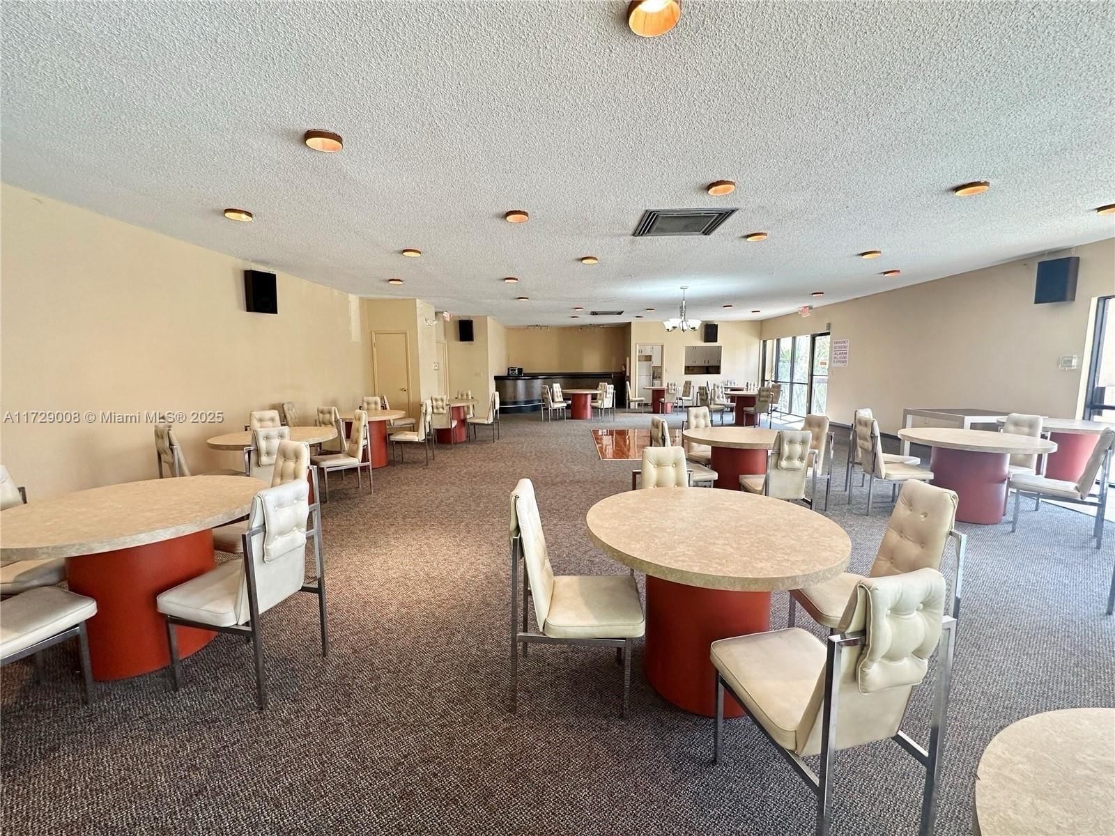 Real estate property located at 6655 Broward Blvd #201, Broward, Plantation Club D Condo, Plantation, FL