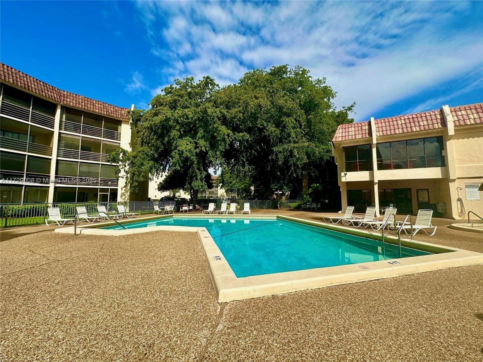 Real estate property located at 6655 Broward Blvd #201, Broward, Plantation Club D Condo, Plantation, FL