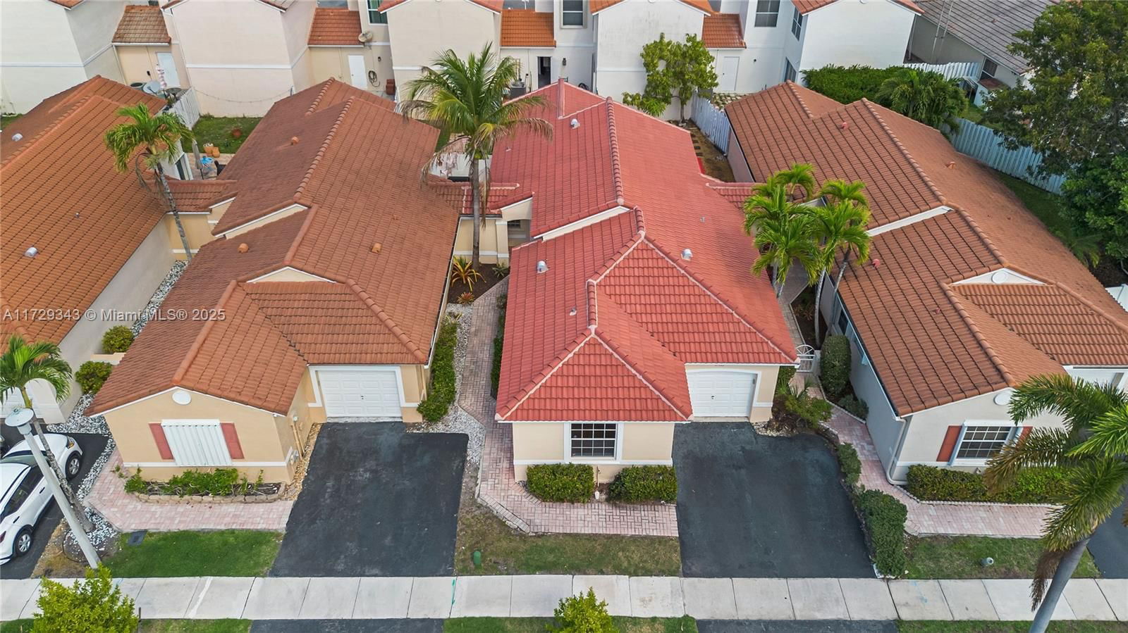 Real estate property located at 17953 11th St, Broward, Silver Lakes Phase Ii Rep, Pembroke Pines, FL