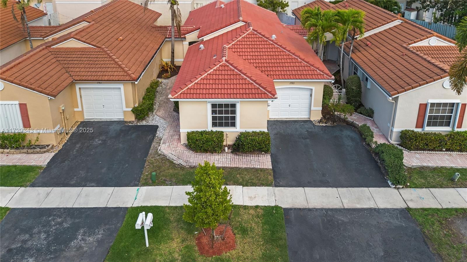 Real estate property located at 17953 11th St, Broward, Silver Lakes Phase Ii Rep, Pembroke Pines, FL