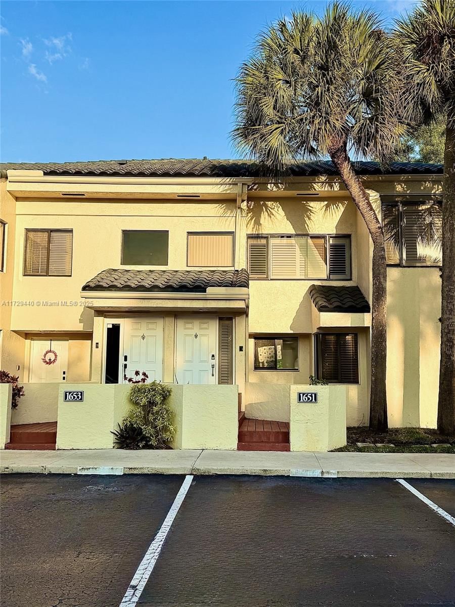 Real estate property located at 1651 81st Way #1651, Broward, PARC VILLAGE CONDO, Plantation, FL