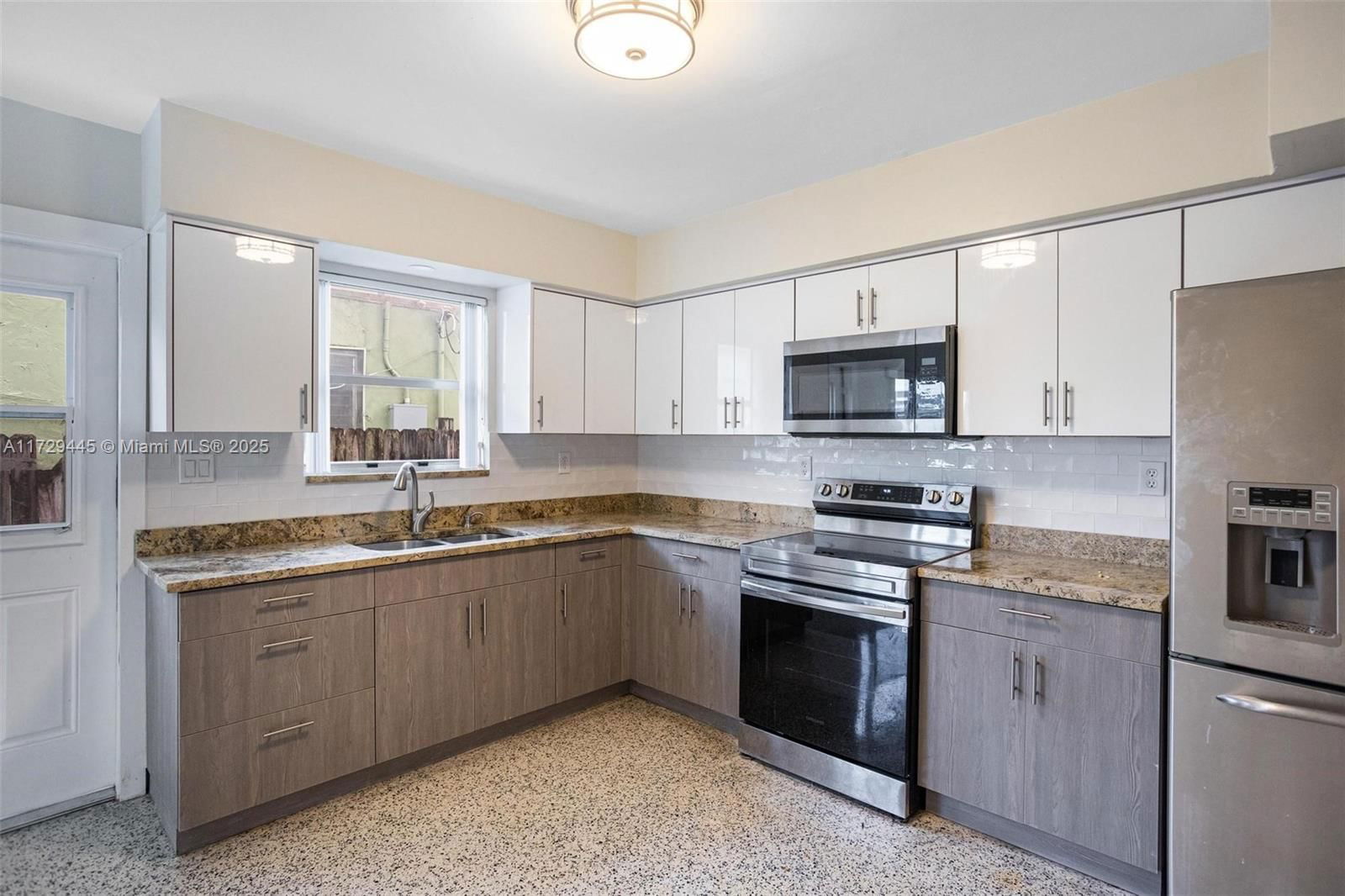 Real estate property located at 3627 23rd Ave, Miami-dade, Garden City, Miami, FL