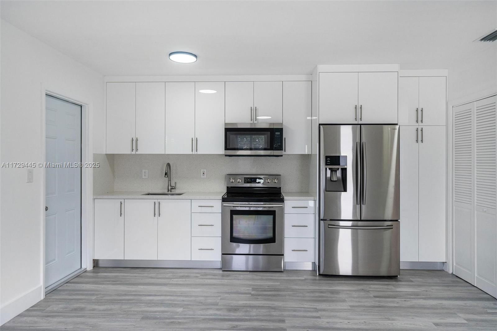 Real estate property located at 3627 23rd Ave, Miami-dade, Garden City, Miami, FL