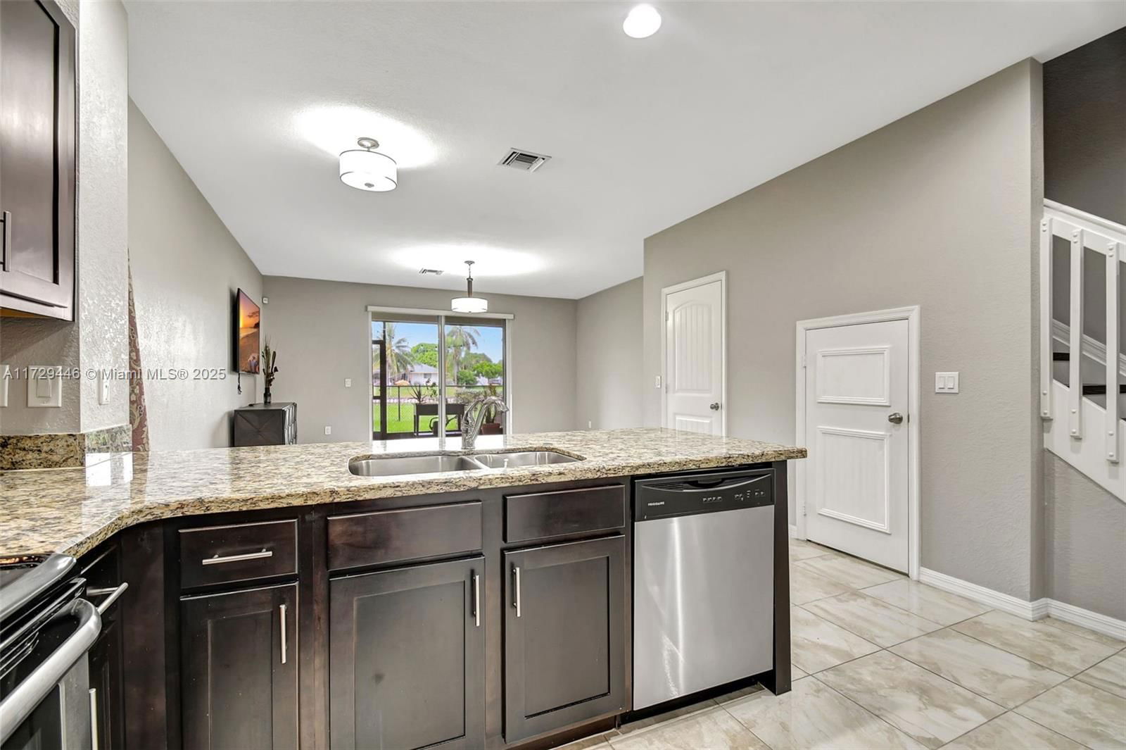 Real estate property located at 1119 Vermilion Dr, Palm Beach, Waterville, Lake Worth, FL