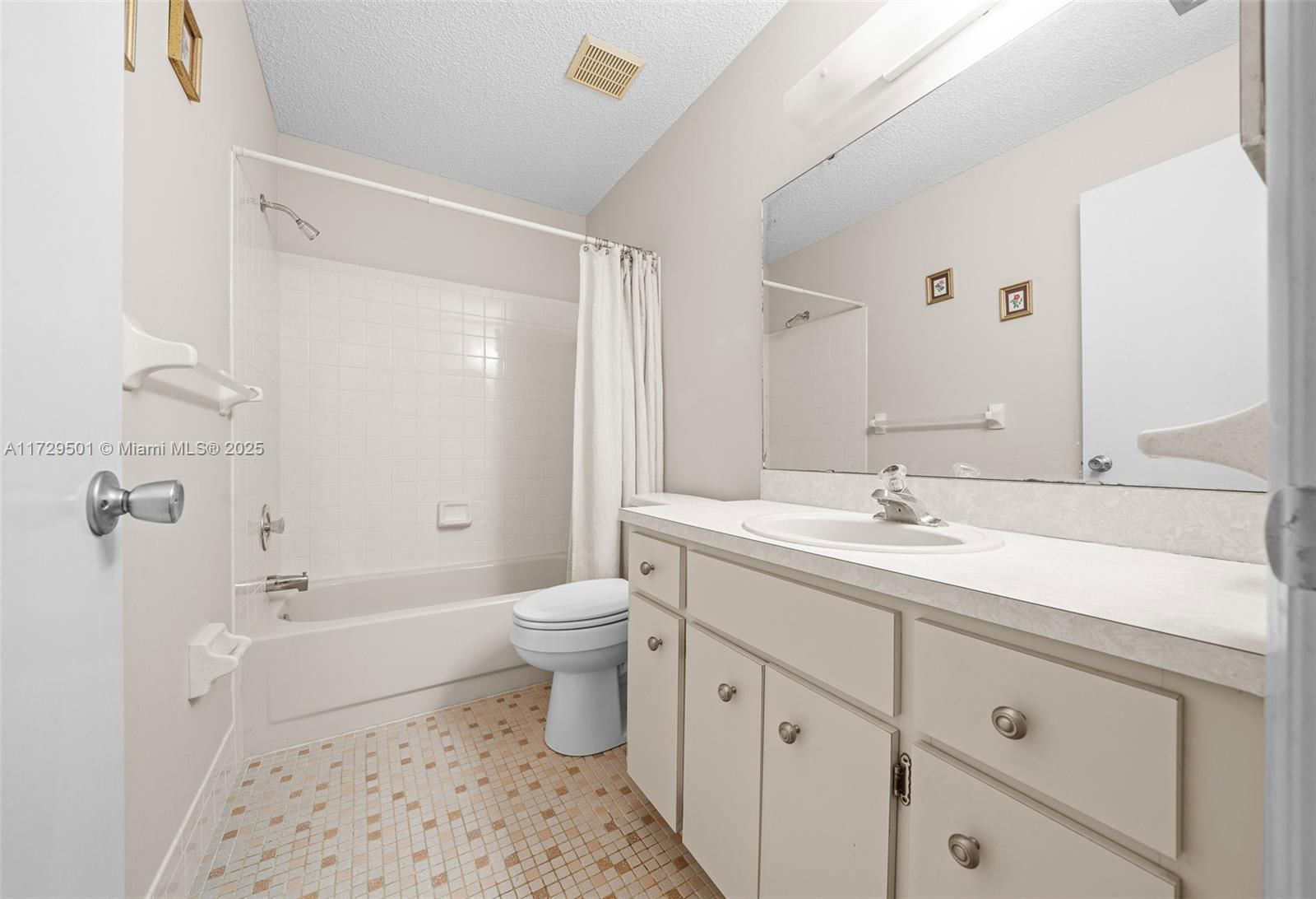 Real estate property located at 8677 95th Lane, Unit C, Marion, Circle Square Woods, Ocala, FL