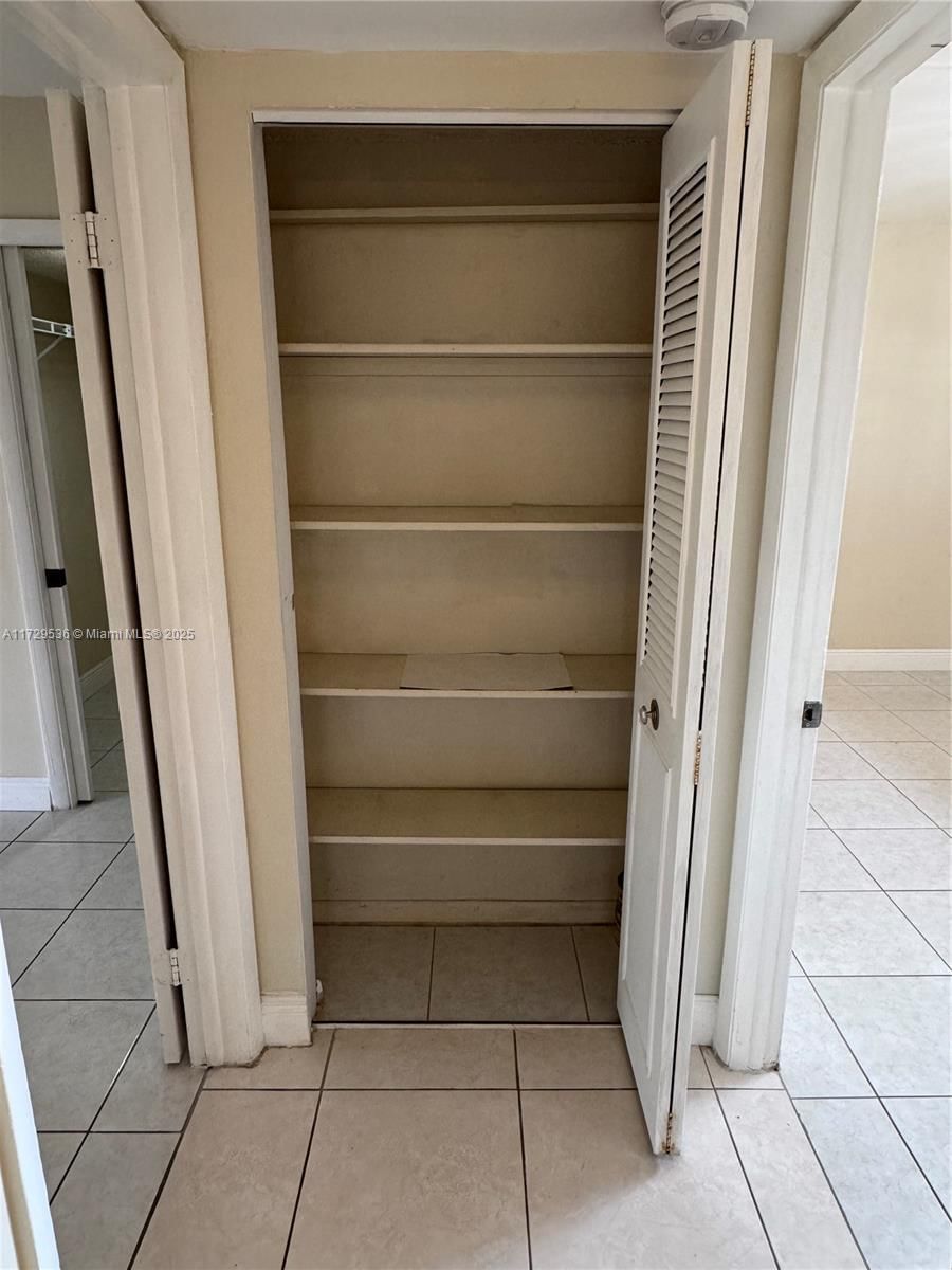 Real estate property located at 8415 107th Ave #153W, Miami-dade, Kendall Acres West Condo, Miami, FL