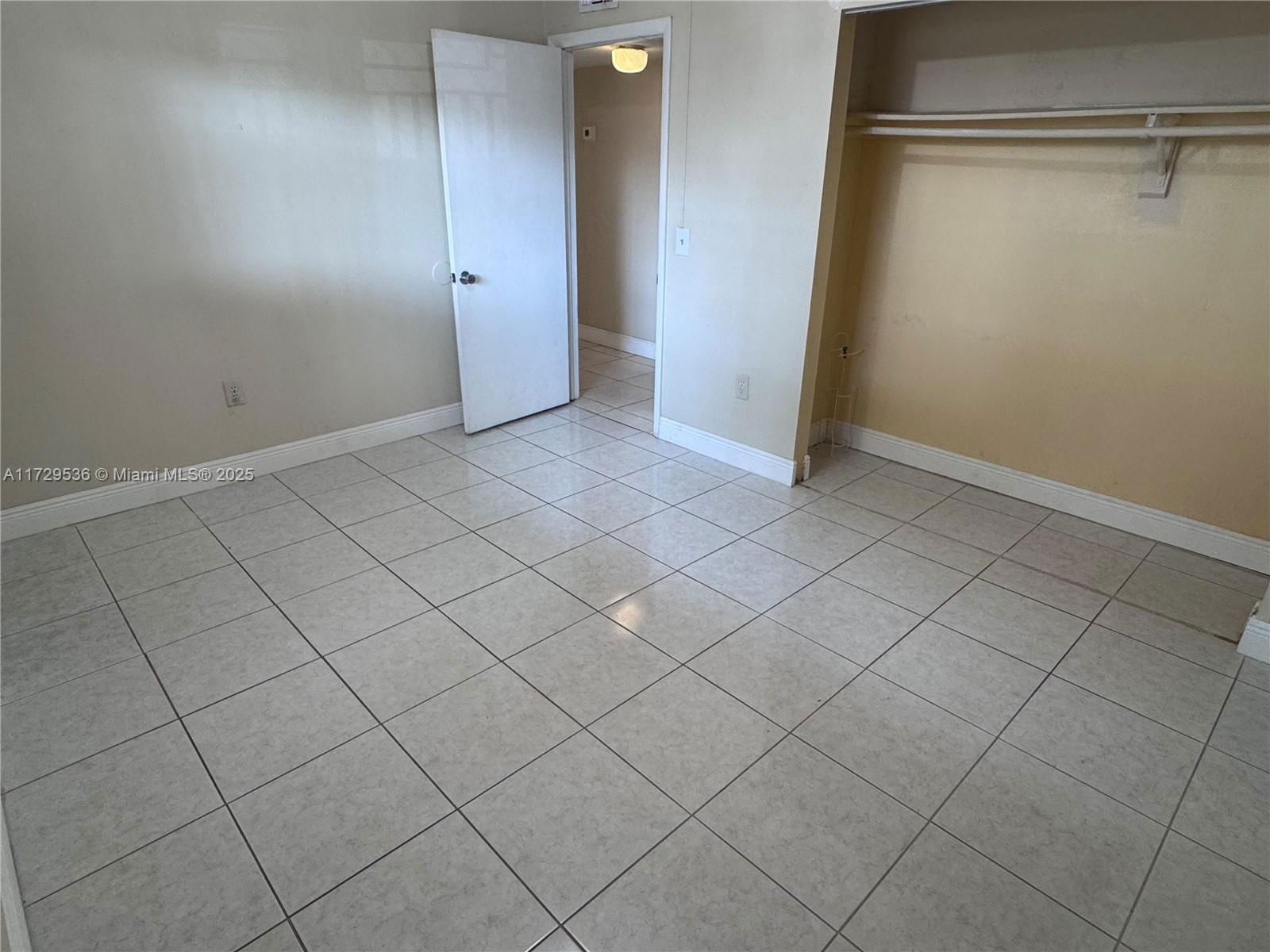 Real estate property located at 8415 107th Ave #153W, Miami-dade, Kendall Acres West Condo, Miami, FL