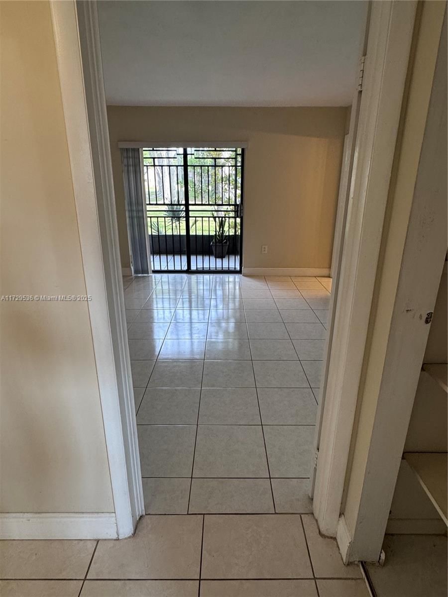 Real estate property located at 8415 107th Ave #153W, Miami-dade, Kendall Acres West Condo, Miami, FL