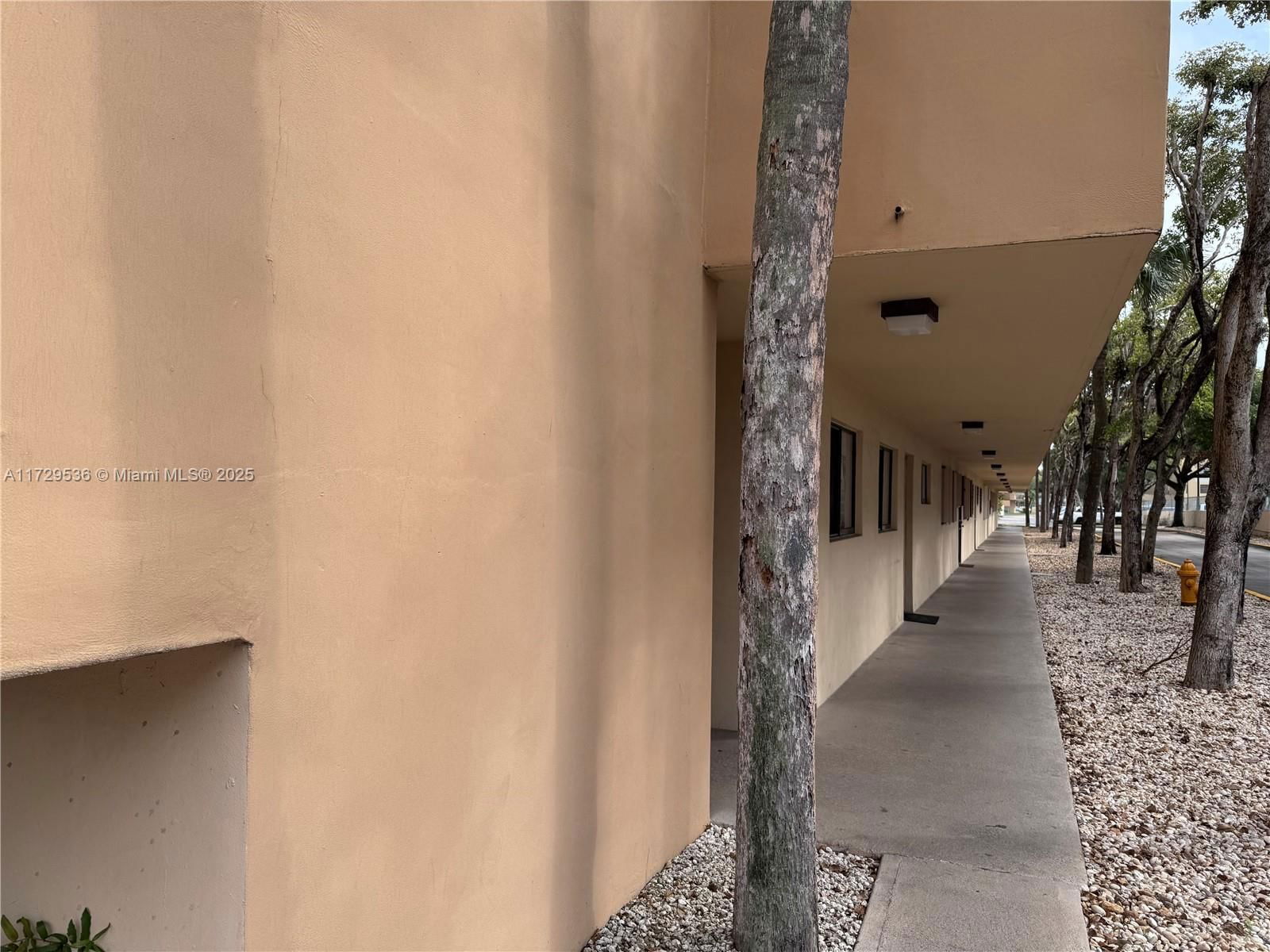 Real estate property located at 8415 107th Ave #153W, Miami-dade, Kendall Acres West Condo, Miami, FL