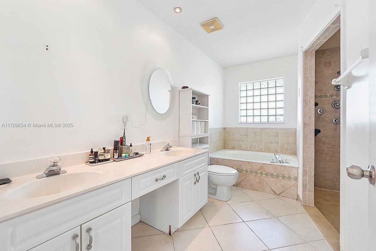 Real estate property located at 11474 Sanderling Dr, Palm Beach, Eastwood Of Wellington, Wellington, FL