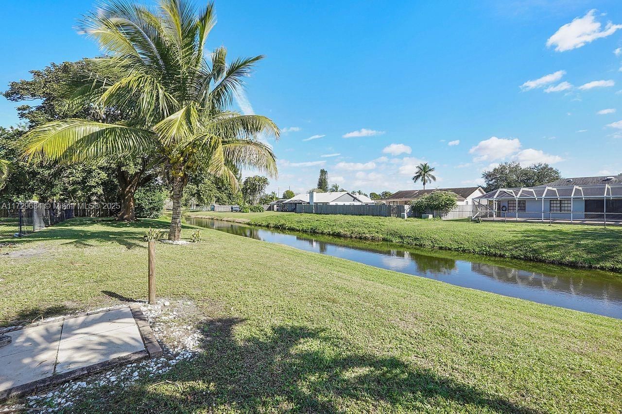 Real estate property located at 11474 Sanderling Dr, Palm Beach, Eastwood Of Wellington, Wellington, FL