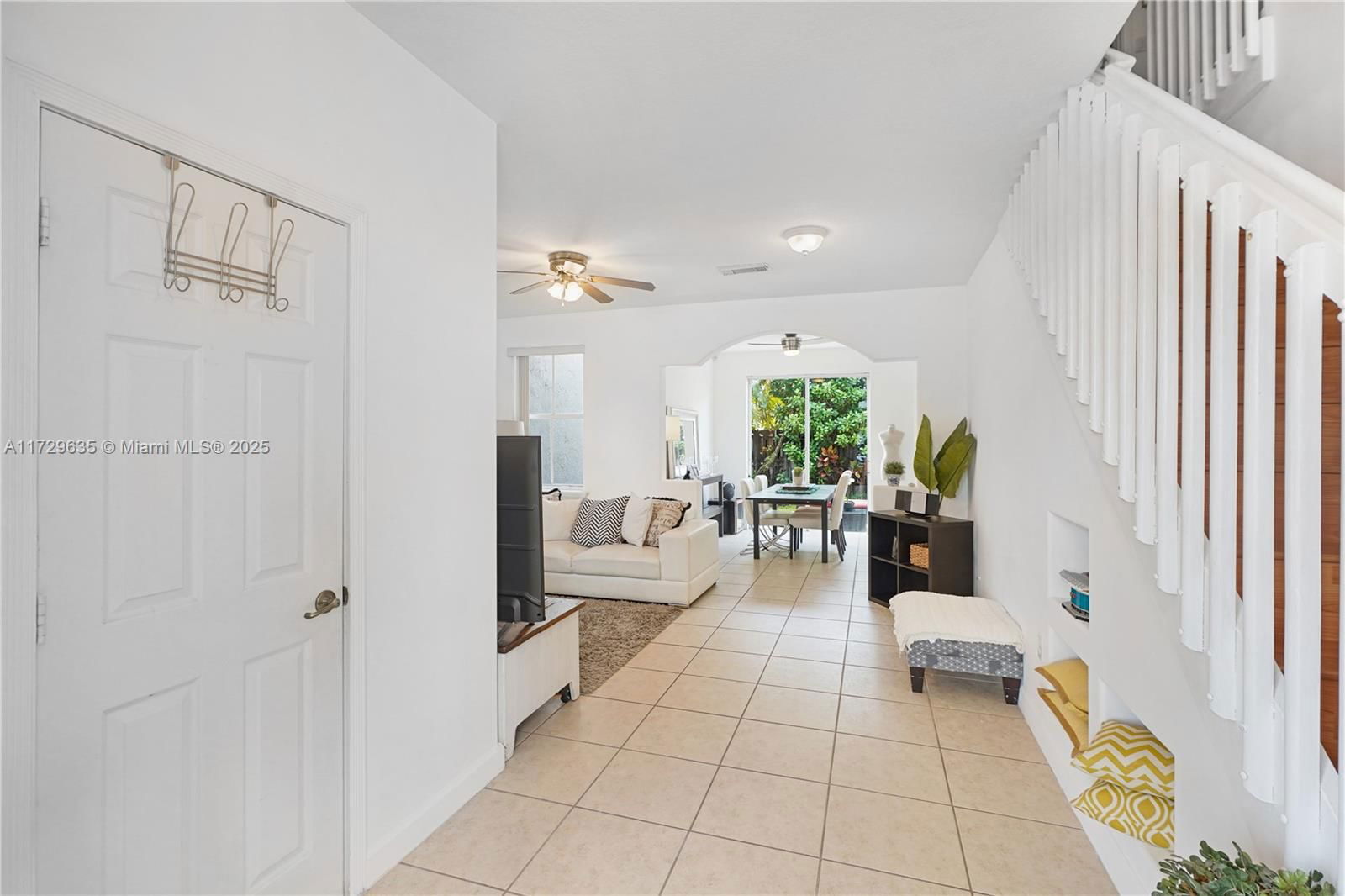Real estate property located at 4872 107th Pl, Miami-dade, Savannah At Doral, Doral, FL