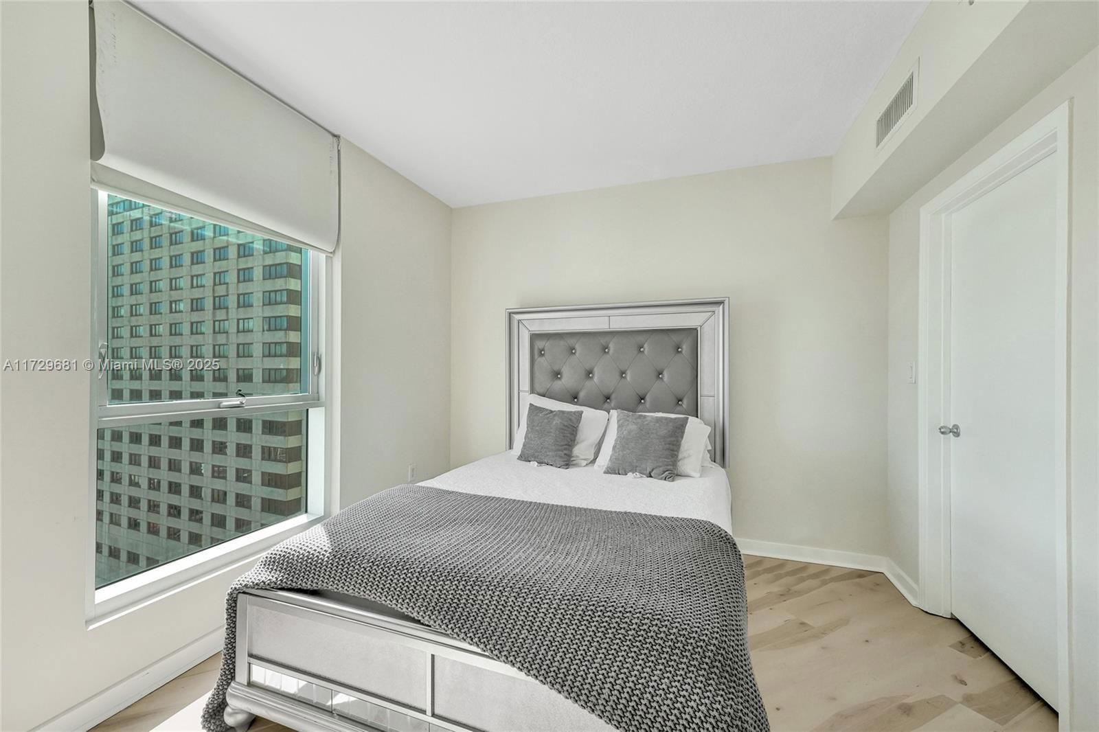 Real estate property located at 9055 73rd Ct #1503, Miami-dade, Metropolis I At Dadeland, Miami, FL