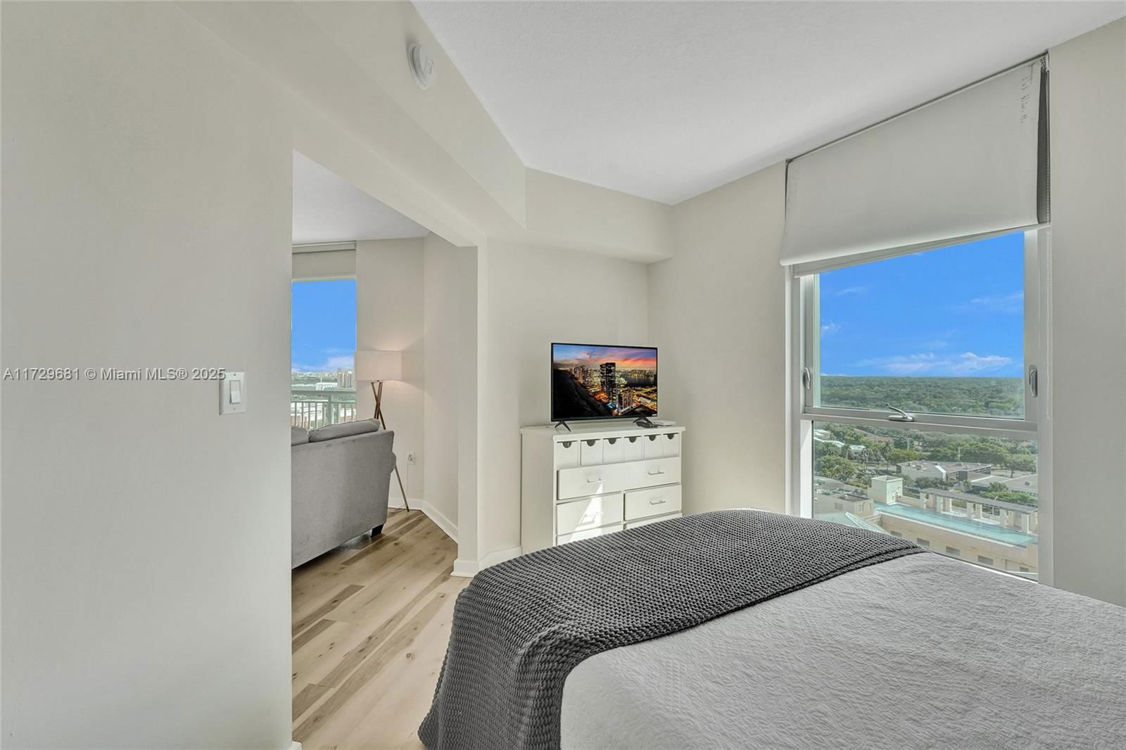 Real estate property located at 9055 73rd Ct #1503, Miami-dade, Metropolis I At Dadeland, Miami, FL
