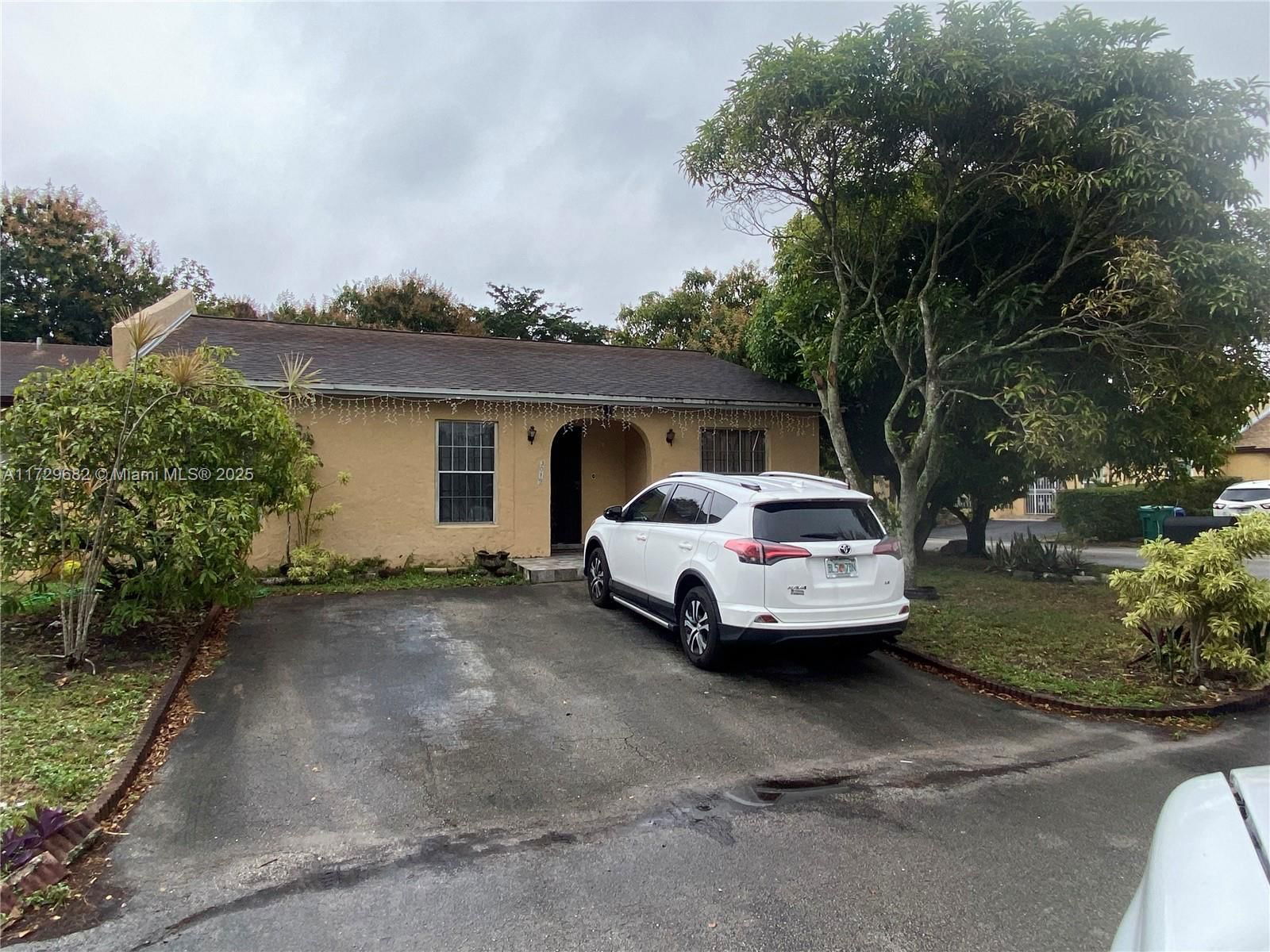 Real estate property located at 3019 203rd Ln, Miami-Dade, LESLIE ESTATES SEC FIVE, Miami Gardens, FL