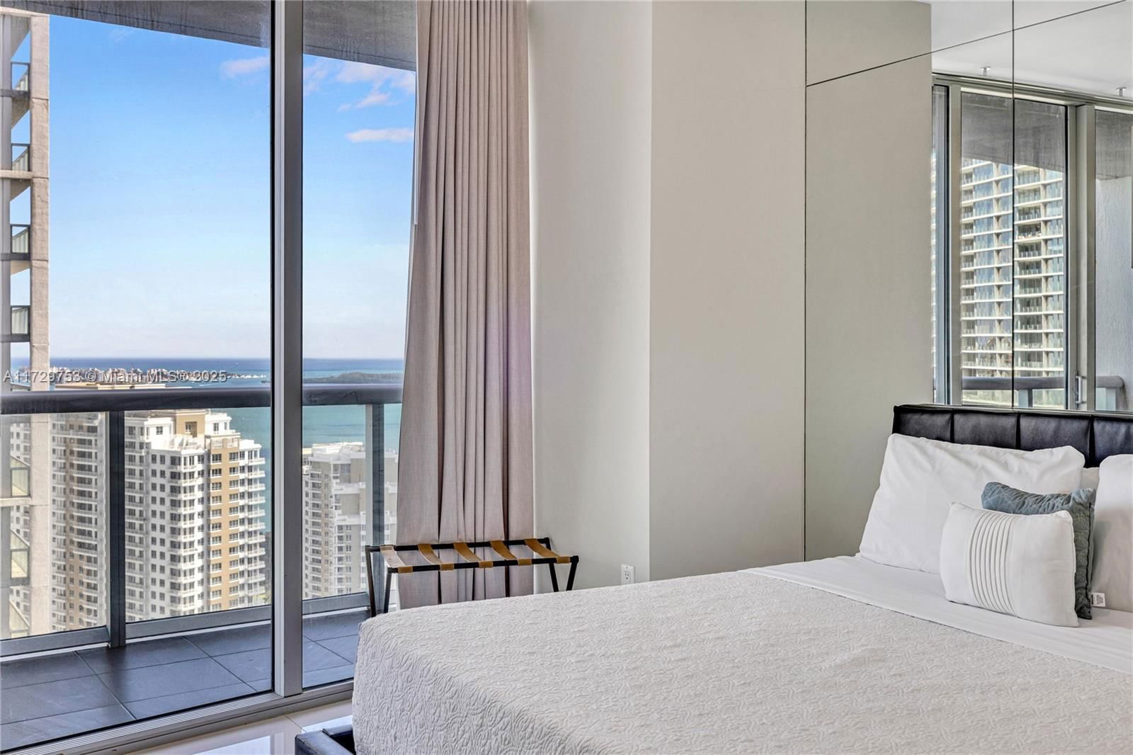 Real estate property located at 485 Brickell Ave #3702, Miami-dade, Icon Brickell Condo No 3, Miami, FL