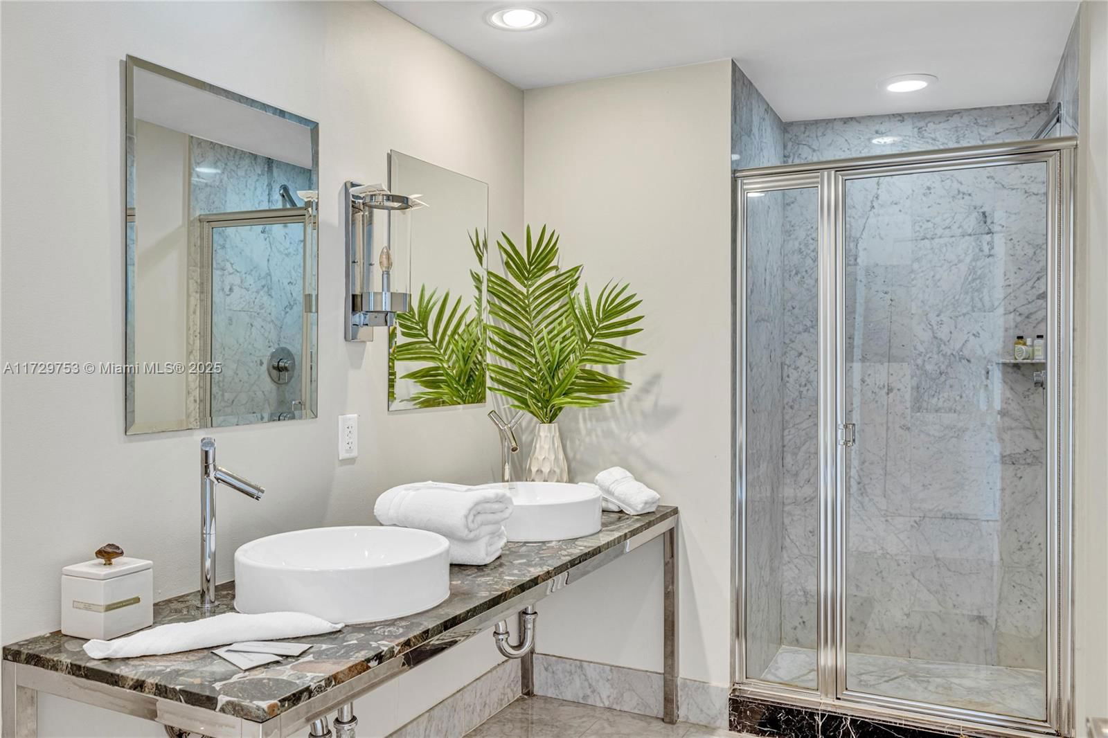 Real estate property located at 485 Brickell Ave #3702, Miami-dade, Icon Brickell Condo No 3, Miami, FL
