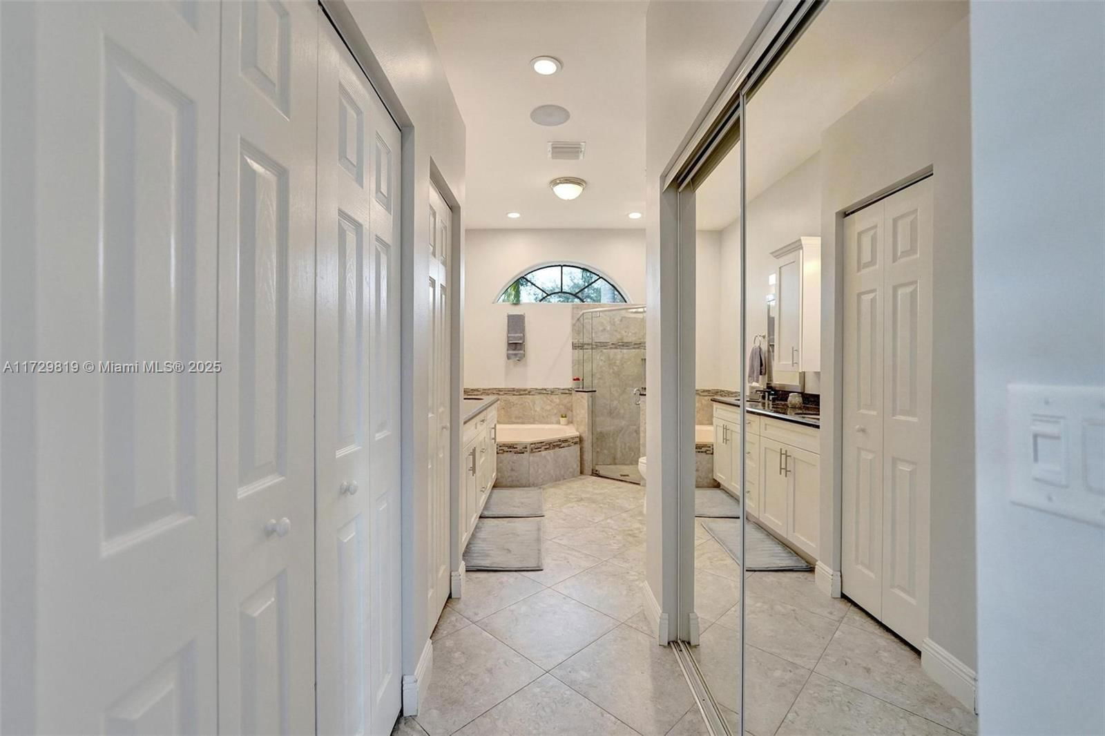 Real estate property located at 16266 Erie Pl, Broward, Estates Of Stirling Lake, Davie, FL