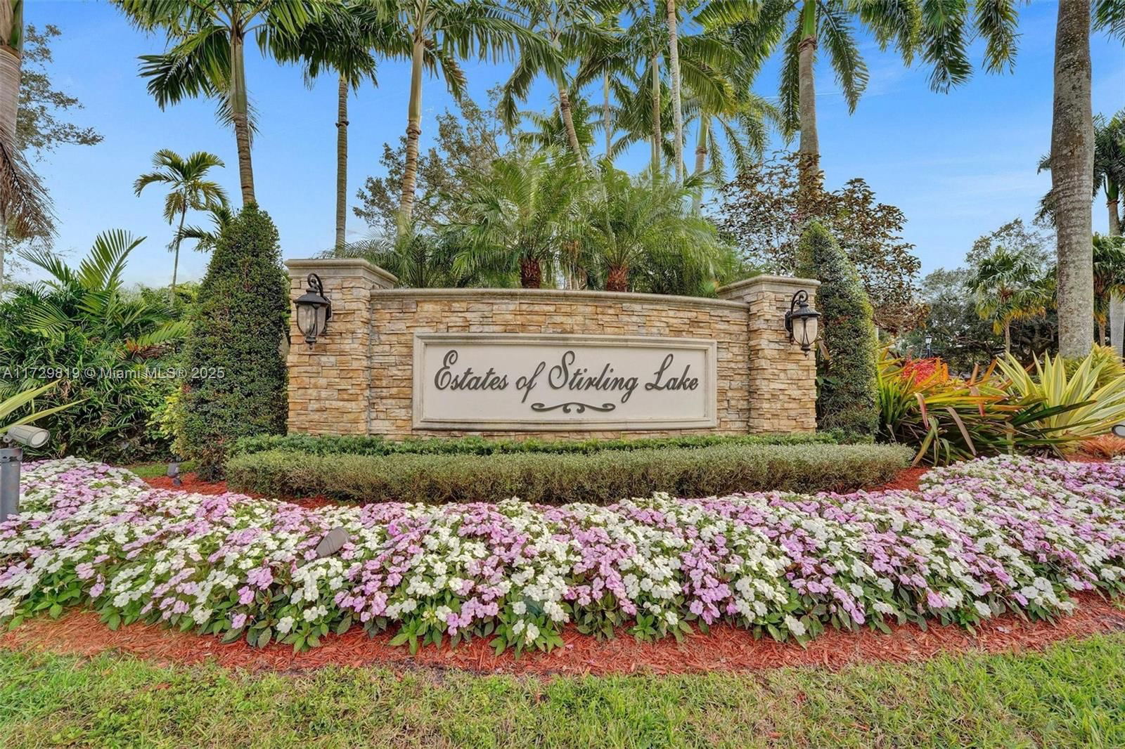 Real estate property located at 16266 Erie Pl, Broward, Estates Of Stirling Lake, Davie, FL