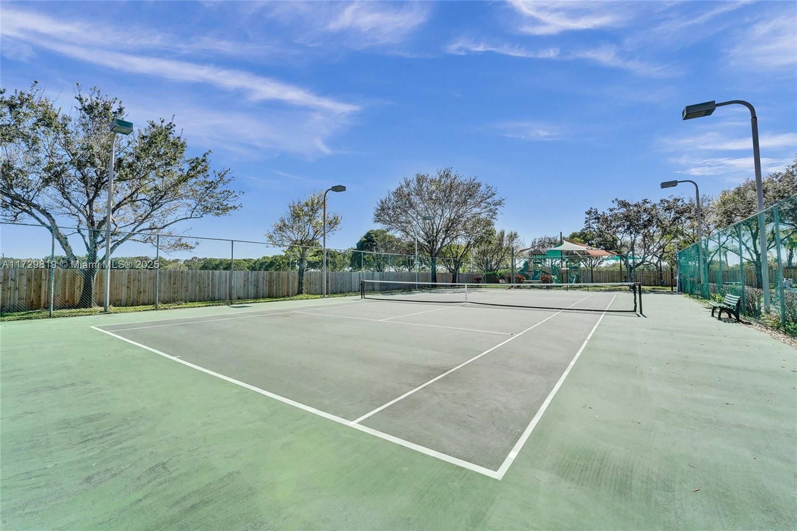 Real estate property located at 16266 Erie Pl, Broward, Estates Of Stirling Lake, Davie, FL
