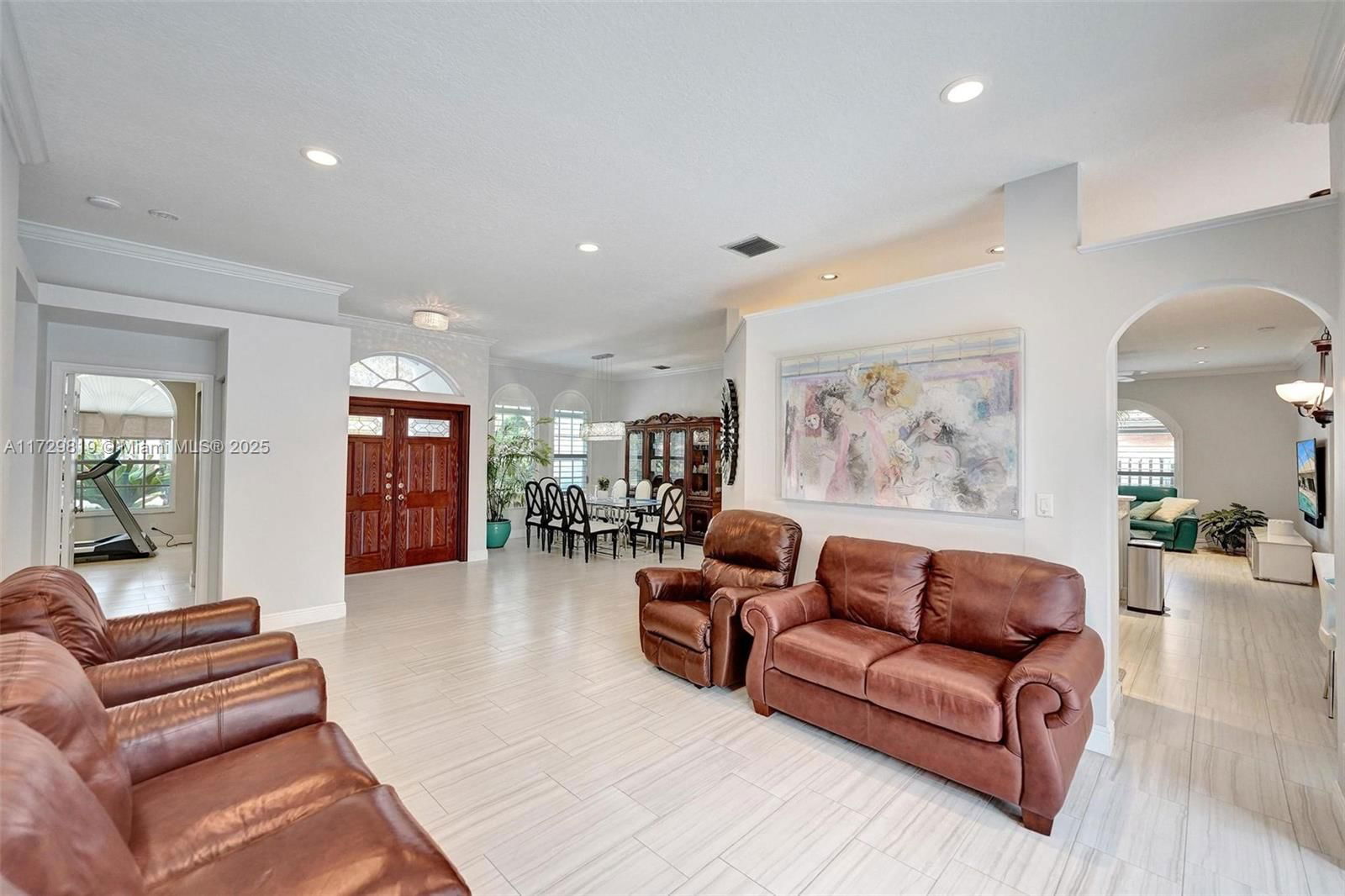 Real estate property located at 16266 Erie Pl, Broward, Estates Of Stirling Lake, Davie, FL