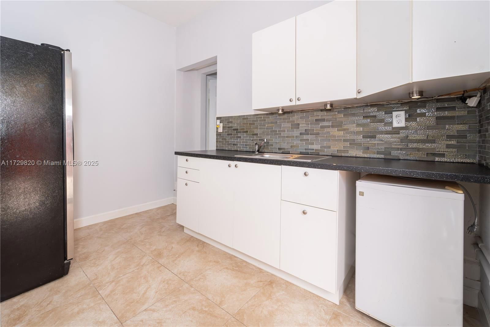 Real estate property located at 3176 4th St, Miami-dade, Bimini At The Oasis, Homestead, FL