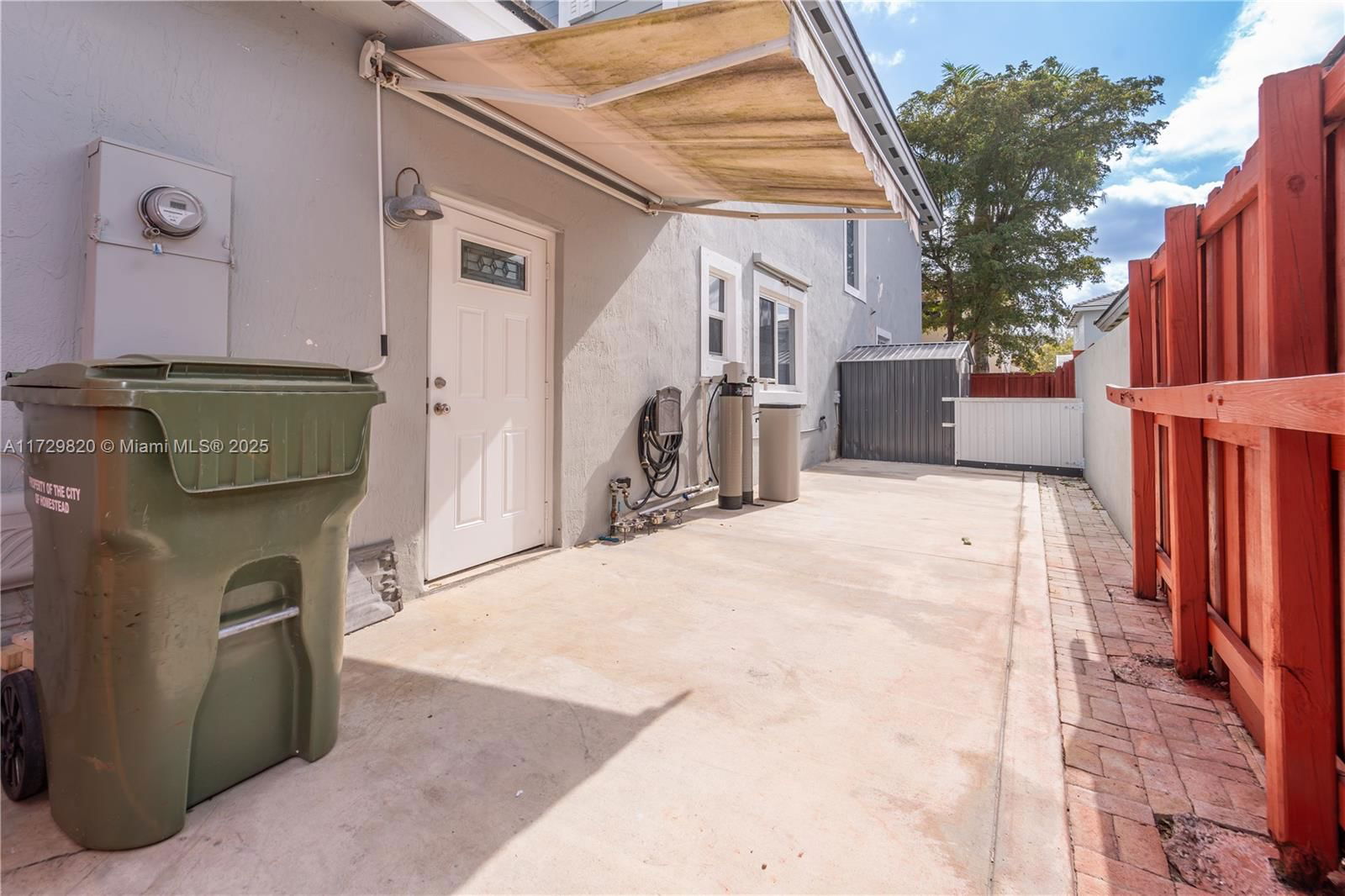 Real estate property located at 3176 4th St, Miami-dade, Bimini At The Oasis, Homestead, FL