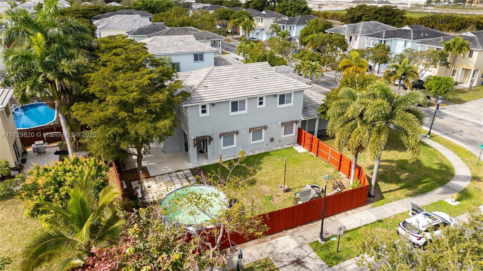 Real estate property located at 3176 4th St, Miami-dade, Bimini At The Oasis, Homestead, FL