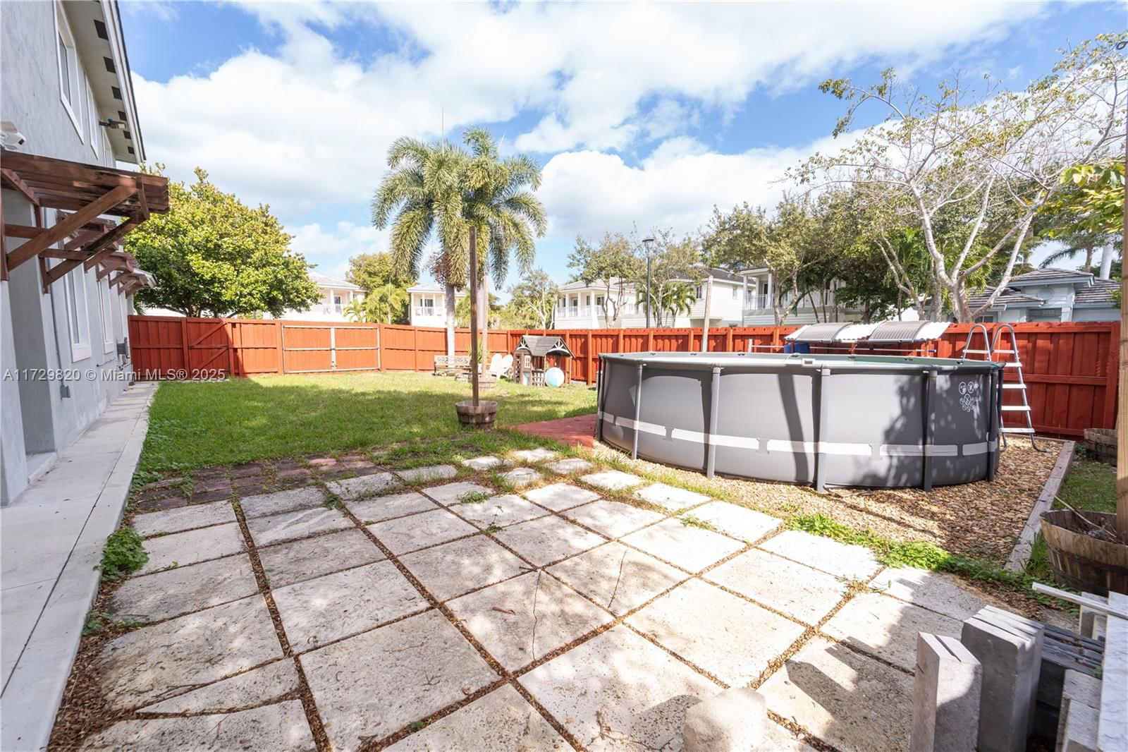 Real estate property located at 3176 4th St, Miami-dade, Bimini At The Oasis, Homestead, FL