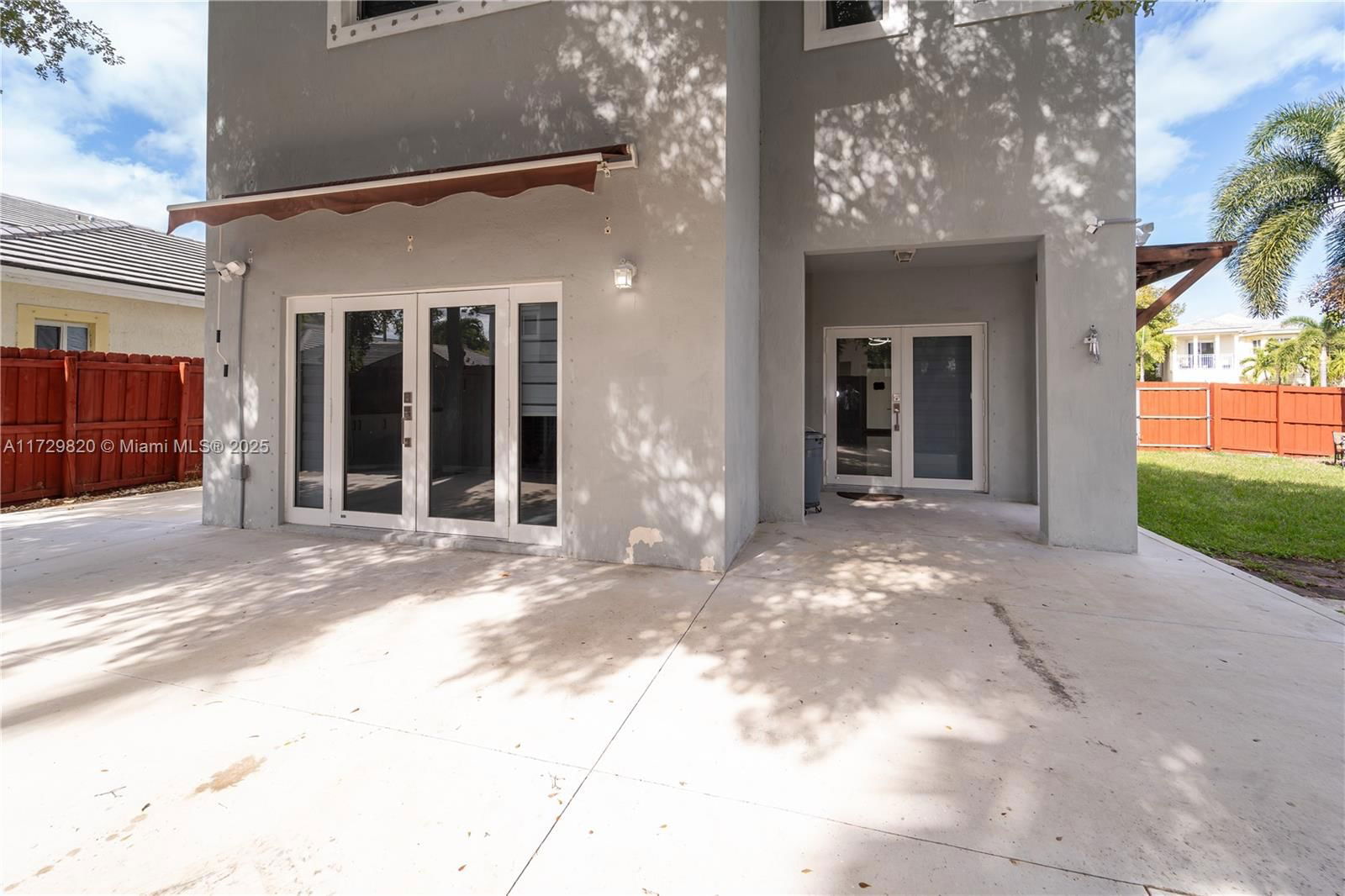 Real estate property located at 3176 4th St, Miami-dade, Bimini At The Oasis, Homestead, FL