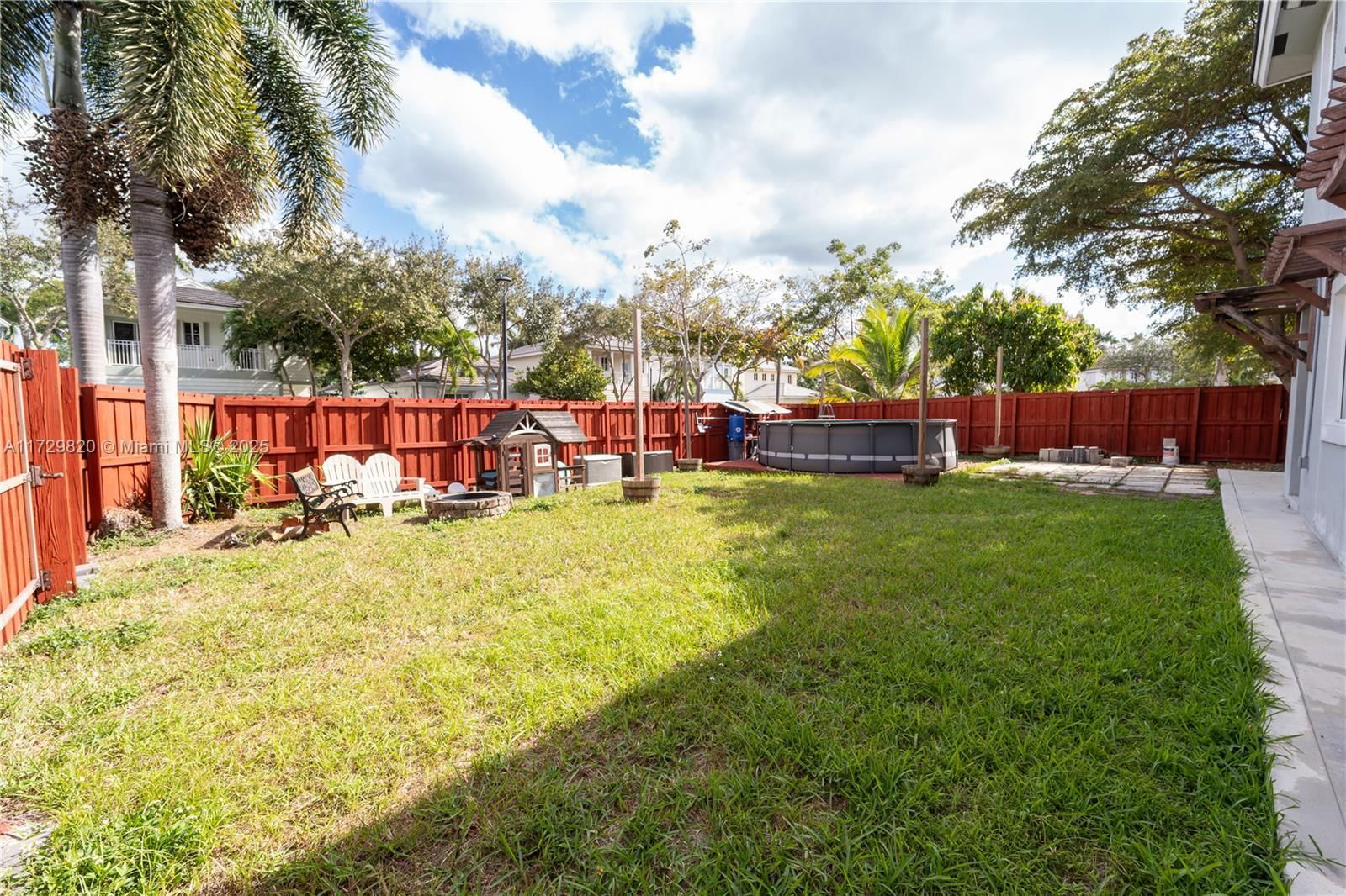 Real estate property located at 3176 4th St, Miami-dade, Bimini At The Oasis, Homestead, FL