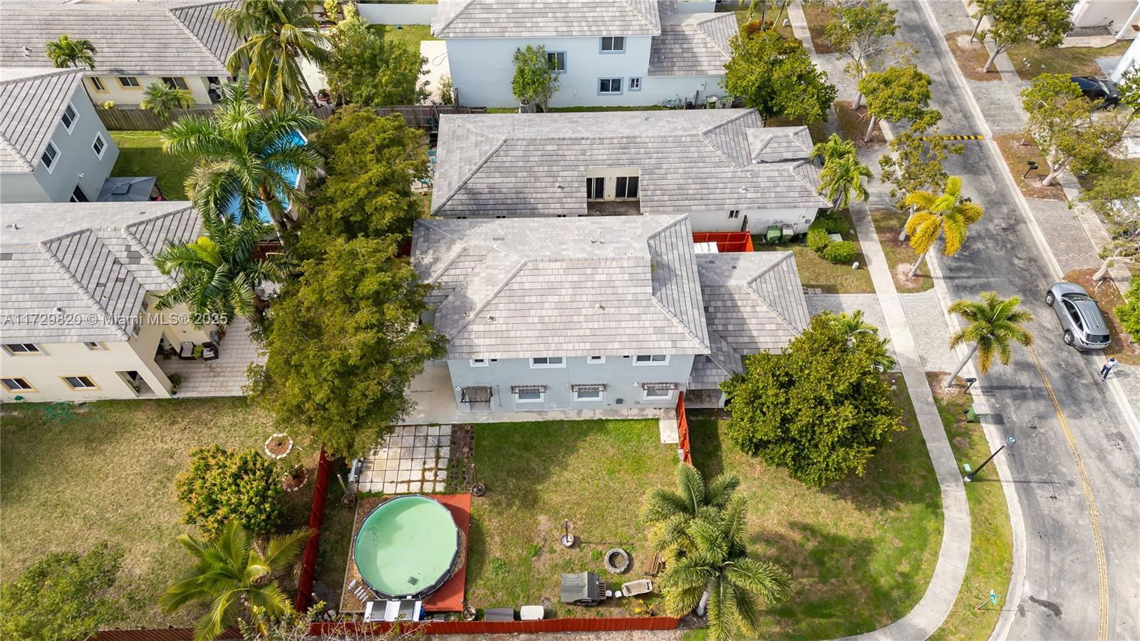 Real estate property located at 3176 4th St, Miami-dade, Bimini At The Oasis, Homestead, FL