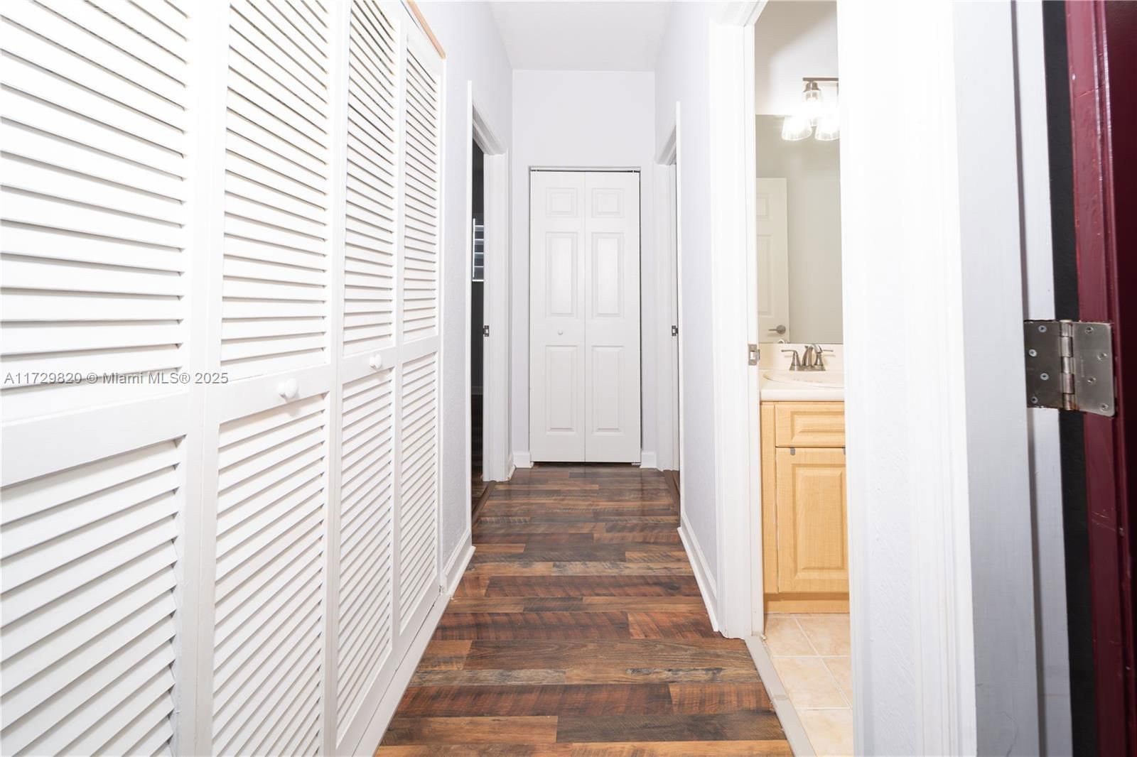 Real estate property located at 3176 4th St, Miami-dade, Bimini At The Oasis, Homestead, FL