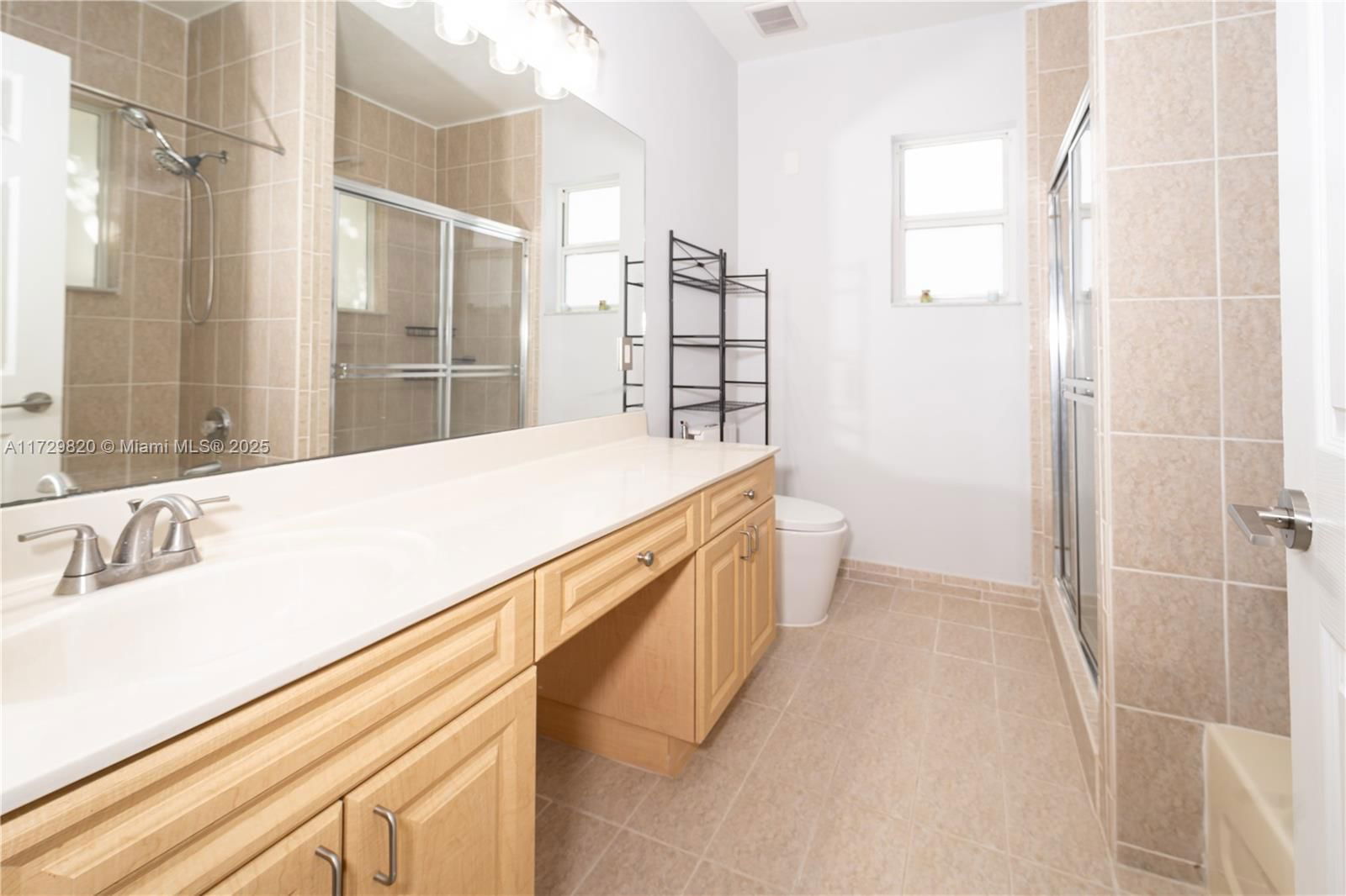 Real estate property located at 3176 4th St, Miami-dade, Bimini At The Oasis, Homestead, FL